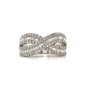 18KW Diamond Cross Over Fashion Ring w/ 0.98 ctw, Size 6.5