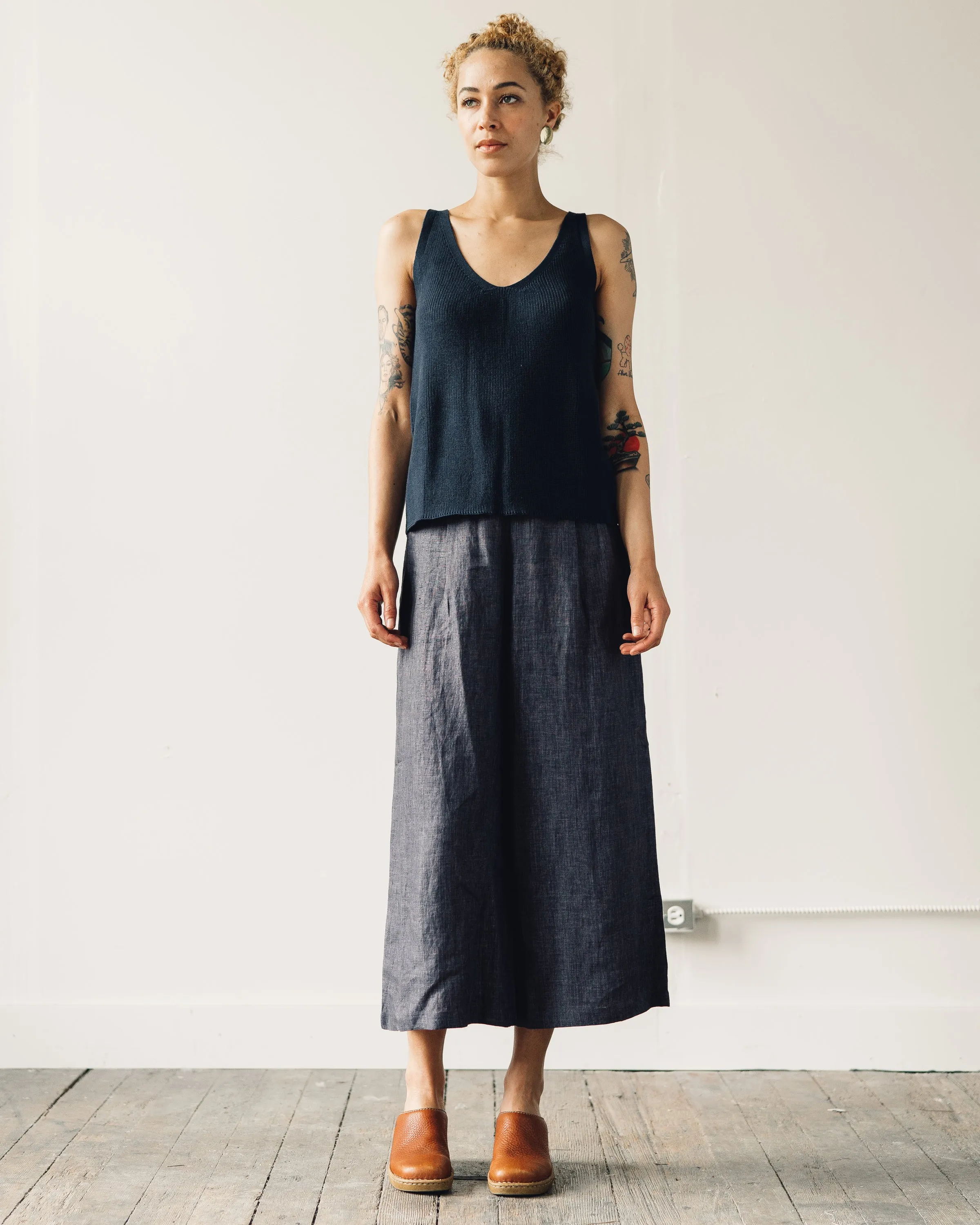 7115 Linen Cropped Wide-Legged Trouser, Slate Gray