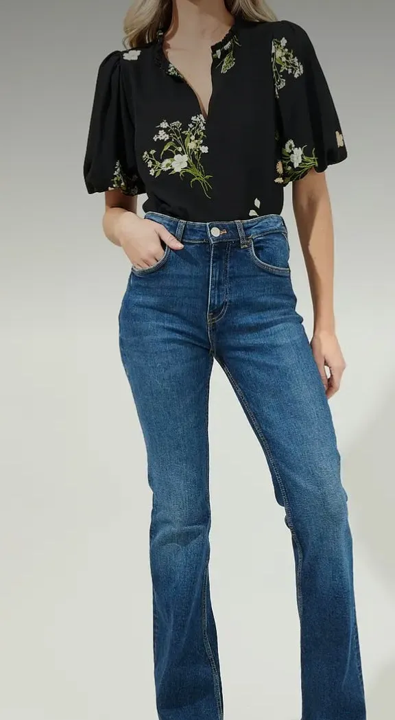 A Floral Split Neck Blouse