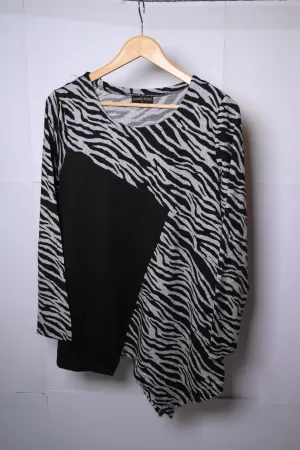 Anna Rose Black Grey Zebra Medium Sweatshirt
