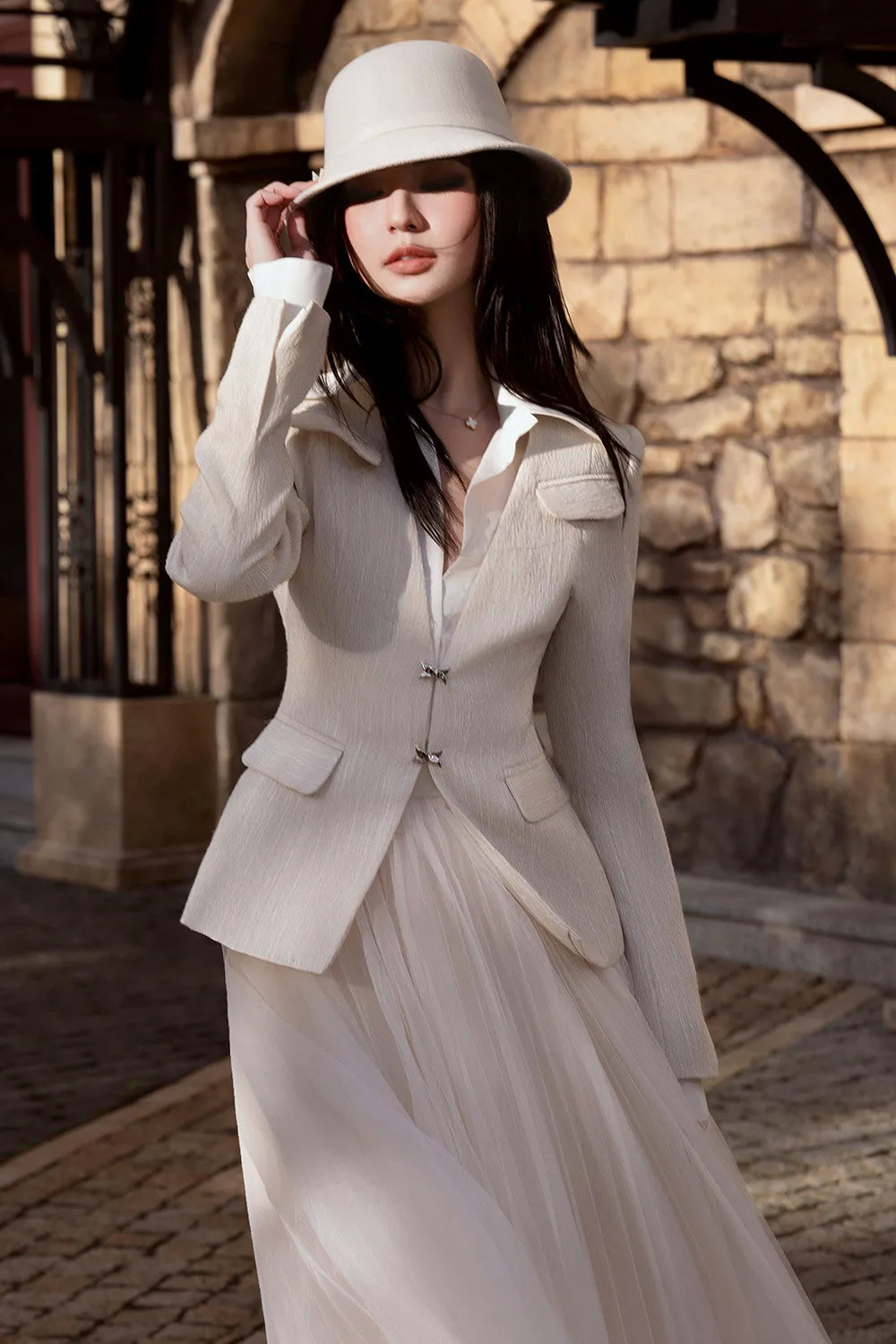 Aura Straight Cuff Sleeved Kate Shirt