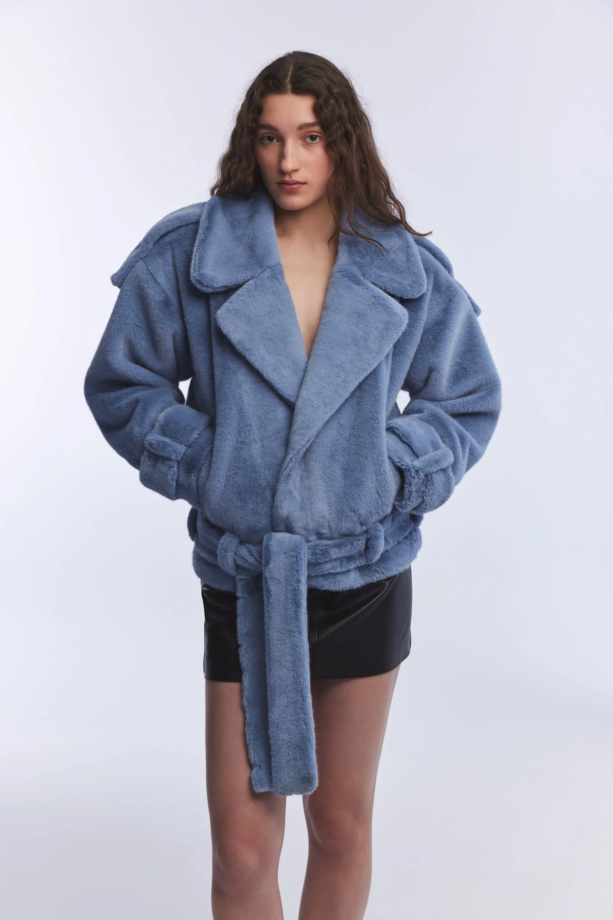 BABY BLUE FAUX FUR TIE DETAILED SHORT COAT
