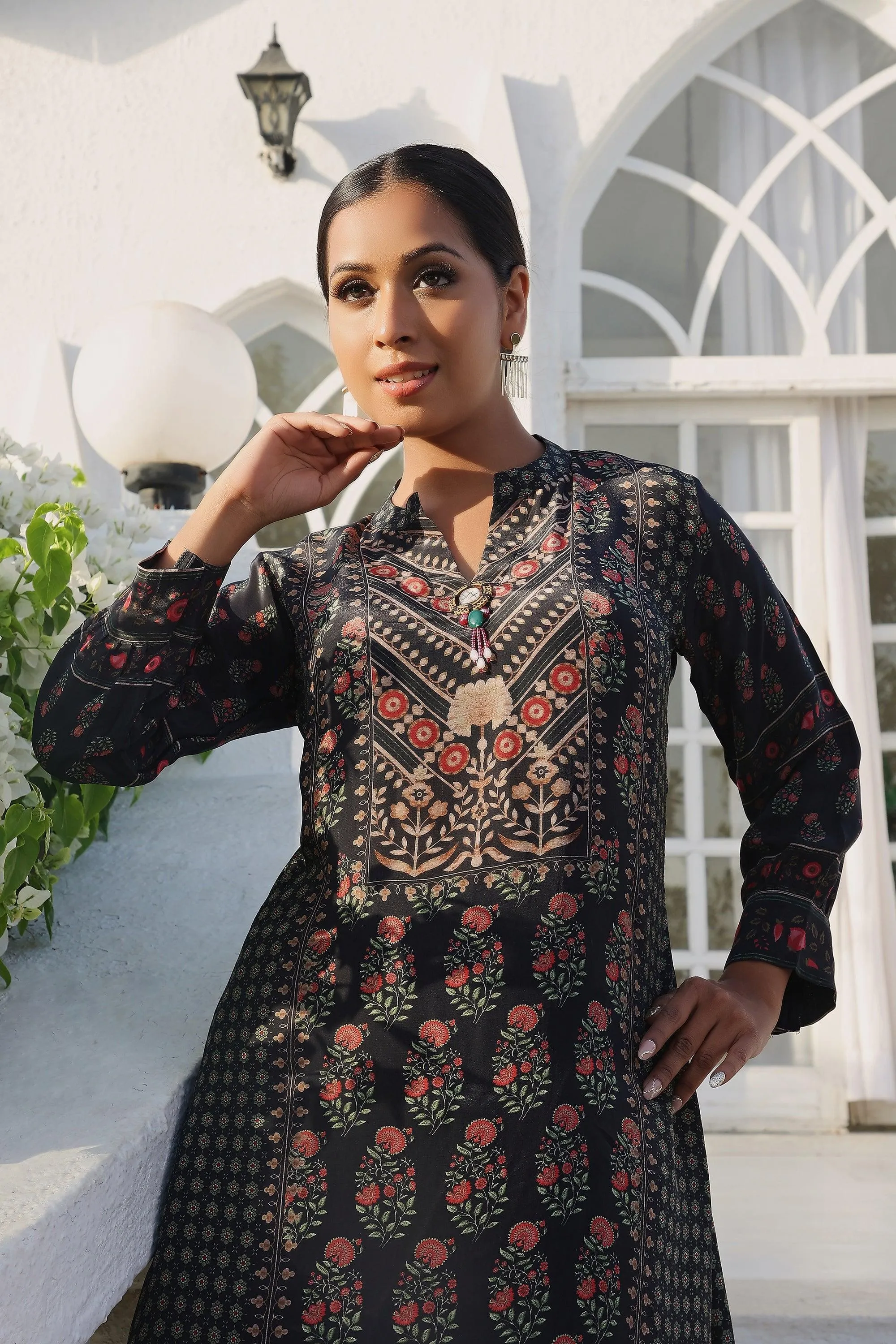 Black Printed Tunic Set With Embellishment