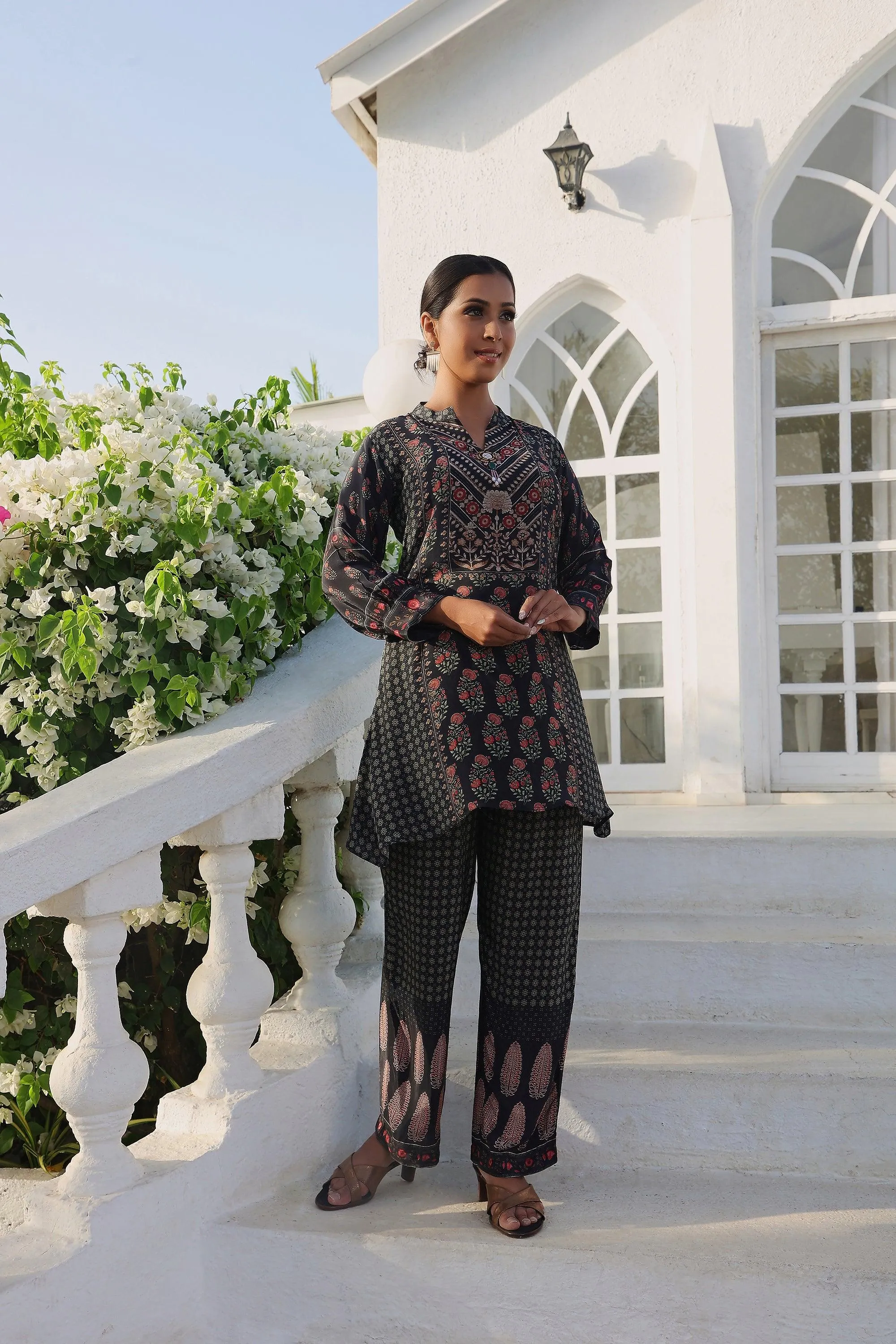 Black Printed Tunic Set With Embellishment
