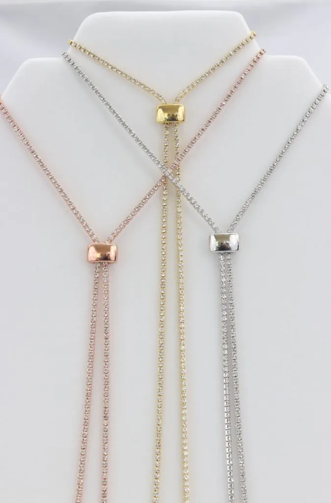 Box-snake chain necklace with inlaid diamond-like cubic zirconia stones