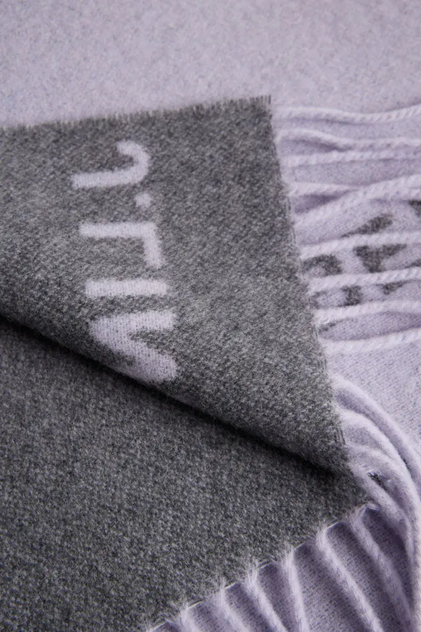 Champ JL Scarf