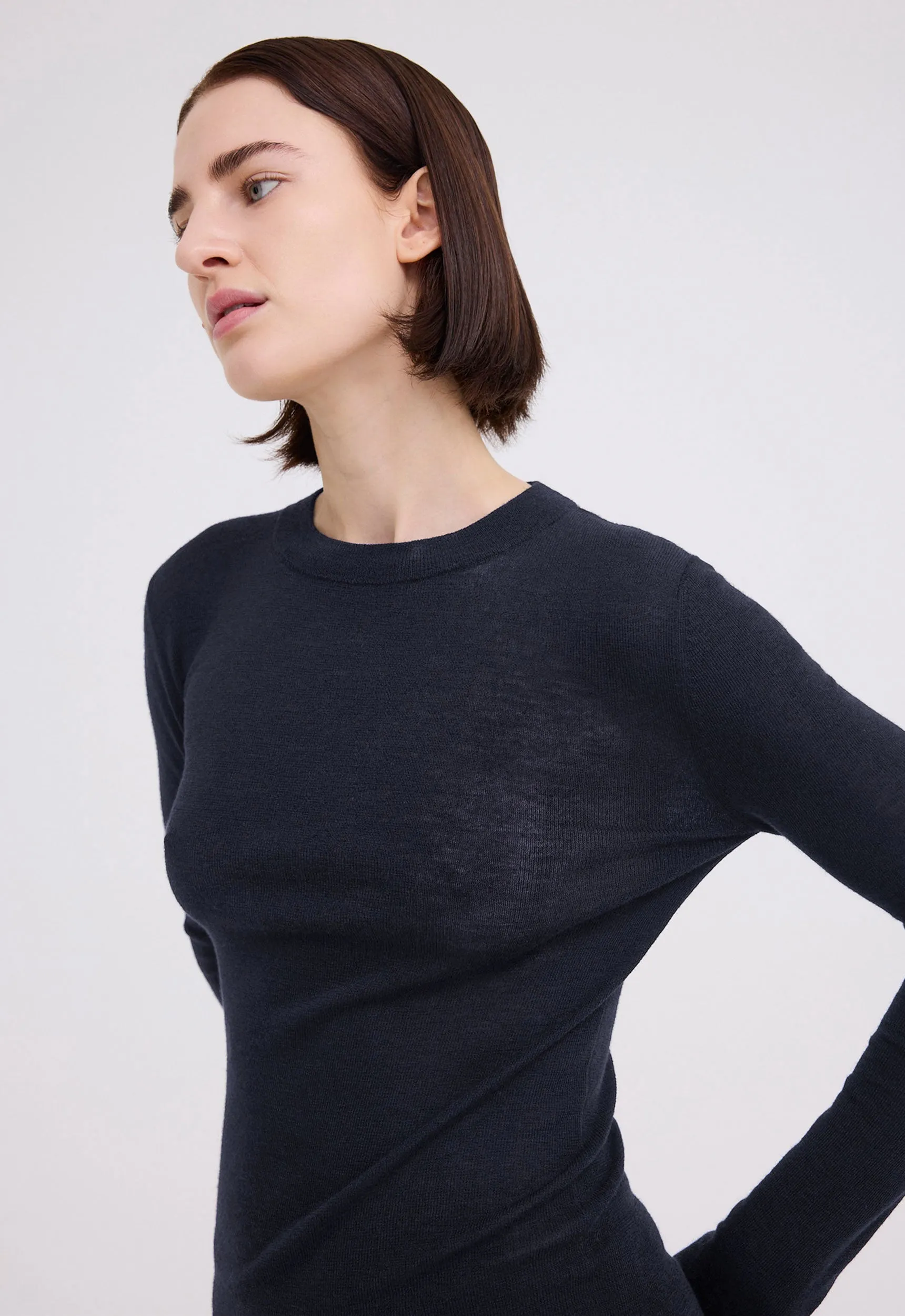 Clue Merino Wool Sweater - Darkest Navy
