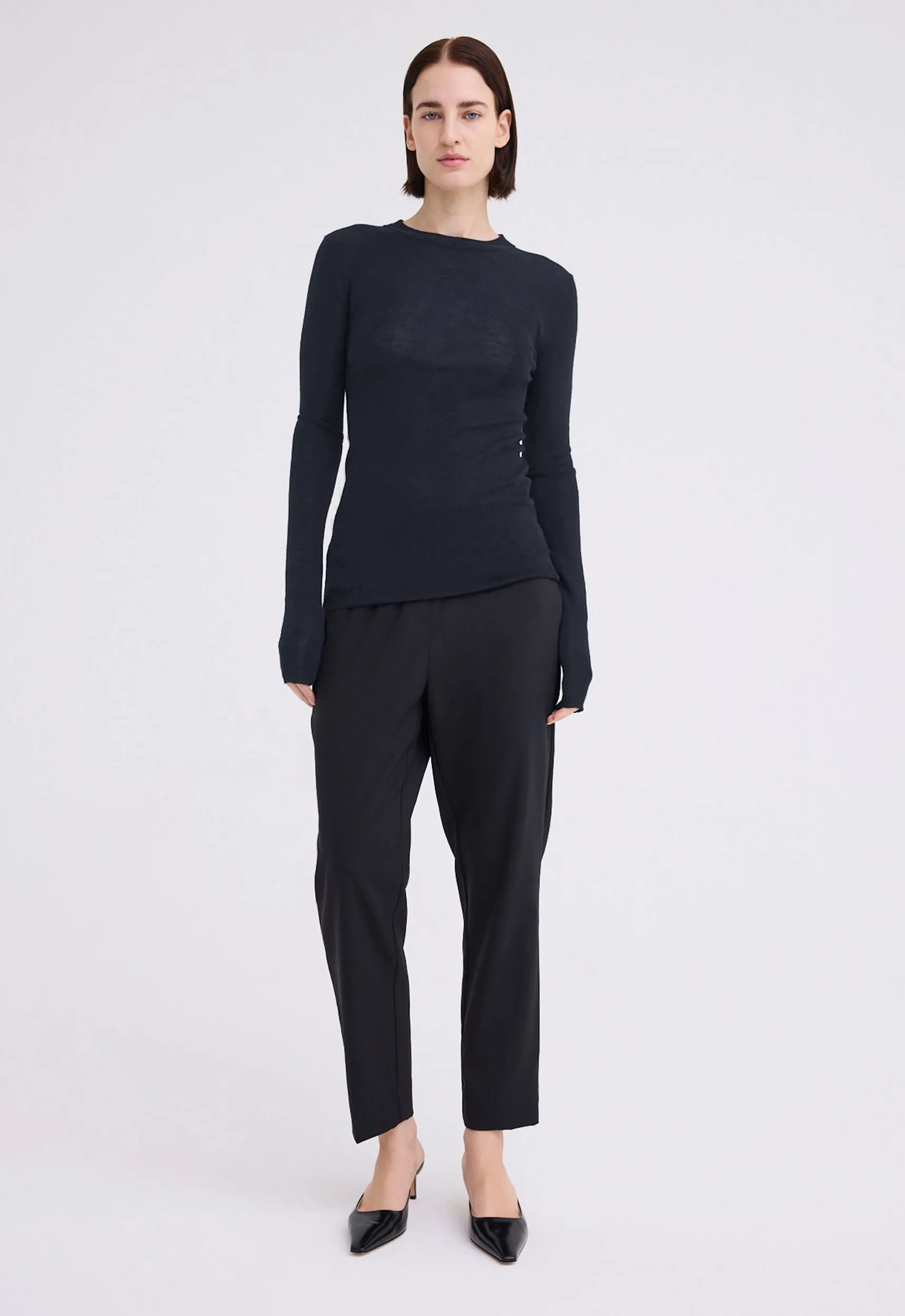 Clue Merino Wool Sweater - Darkest Navy
