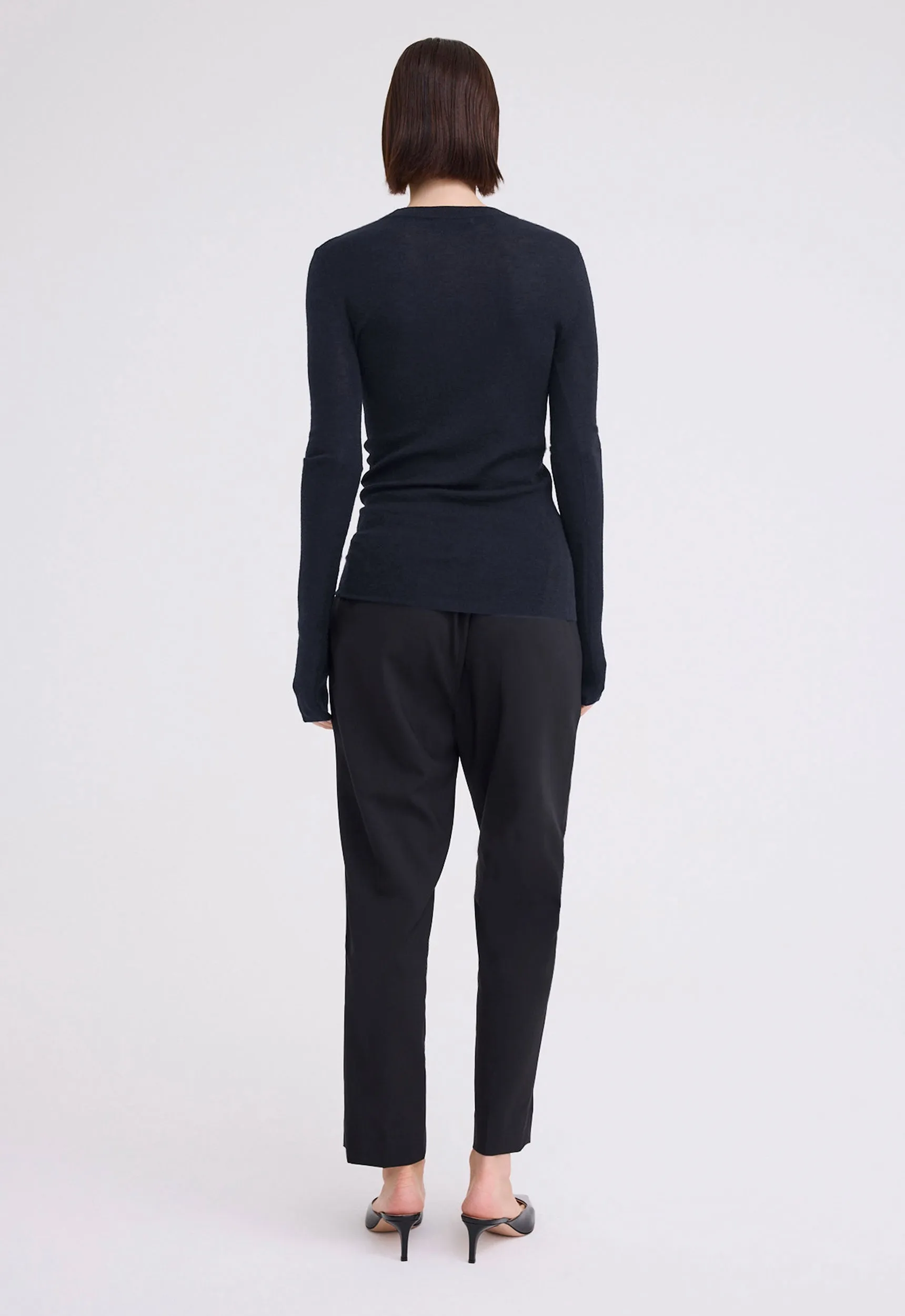 Clue Merino Wool Sweater - Darkest Navy