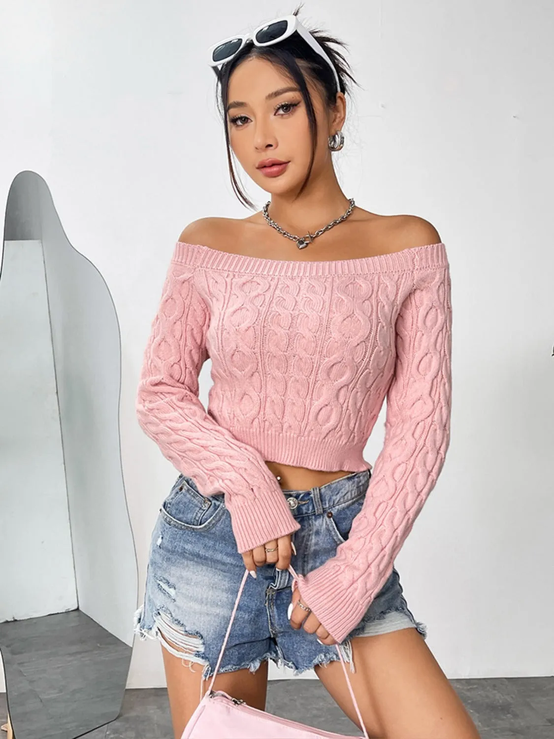 Cropped Cable-Knit Off-Shoulder Long Sleeve Knit Top