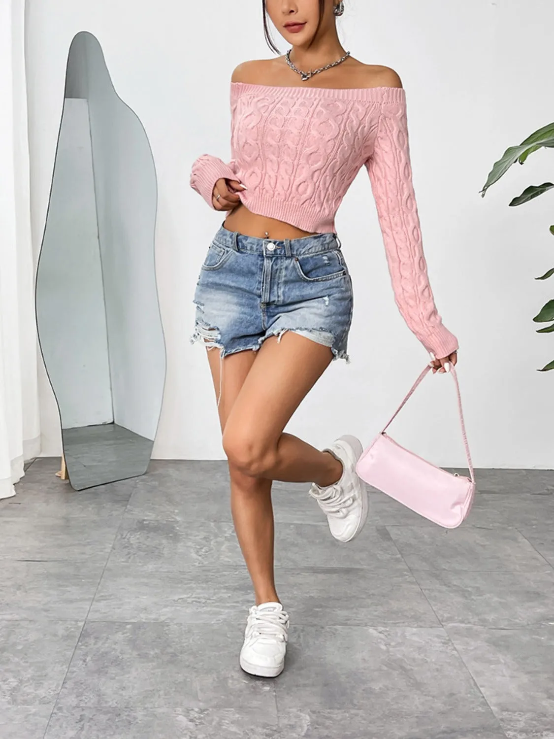 Cropped Cable-Knit Off-Shoulder Long Sleeve Knit Top