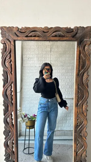 Cute sweater top 32-34 bust