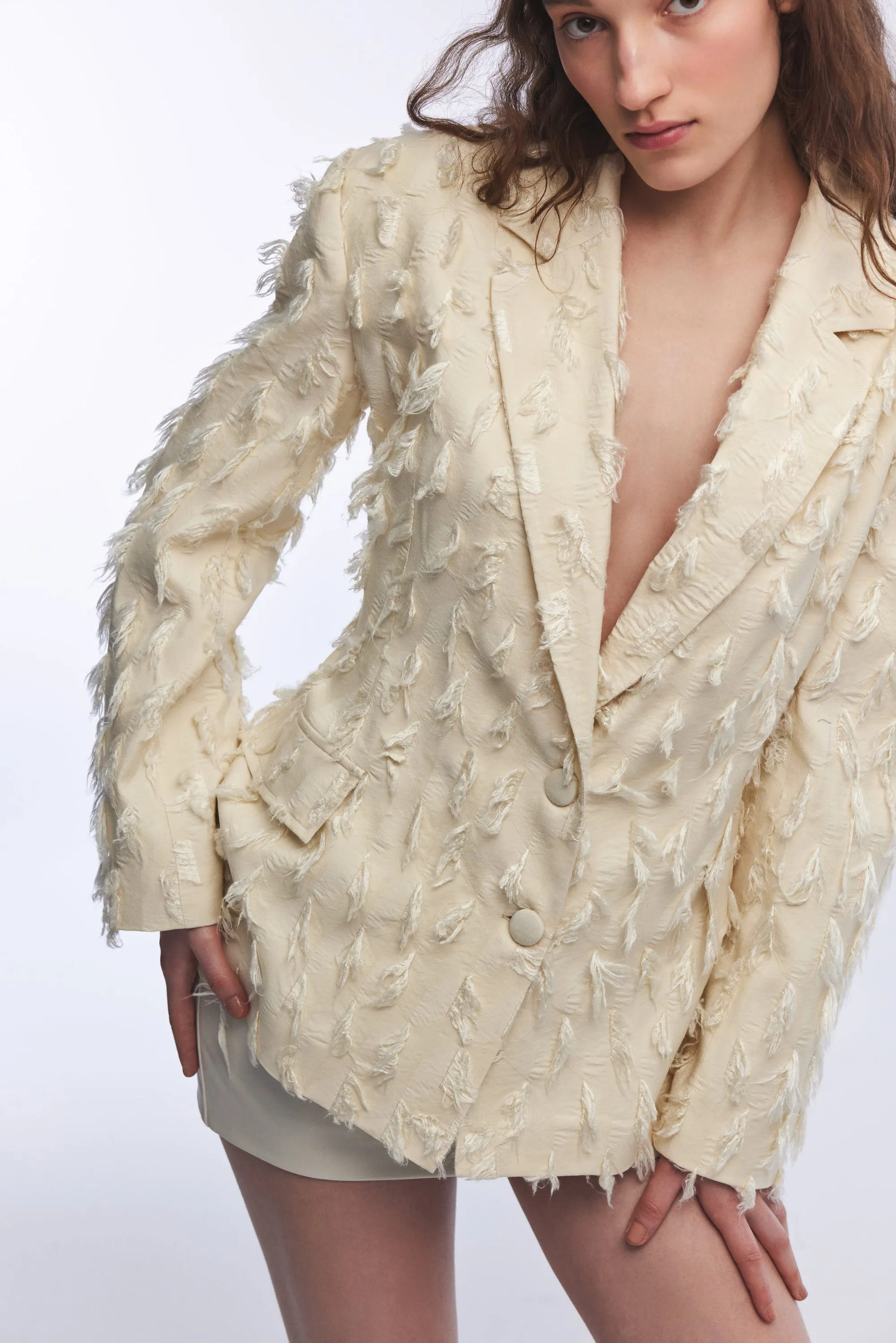 ECRU FRINGE DETAILED WAIST FITTED BLAZER JACKET