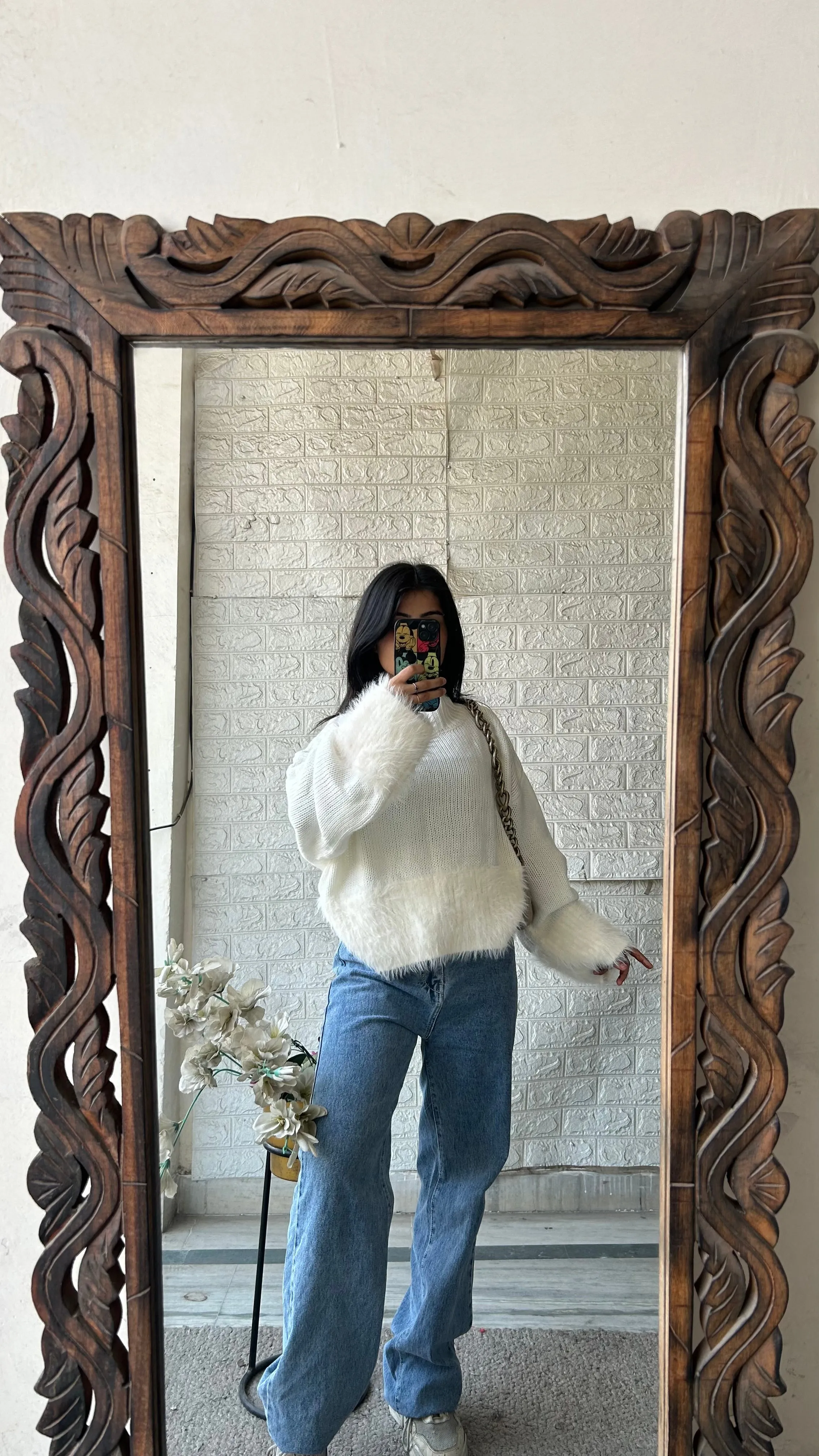 Emily sweater M