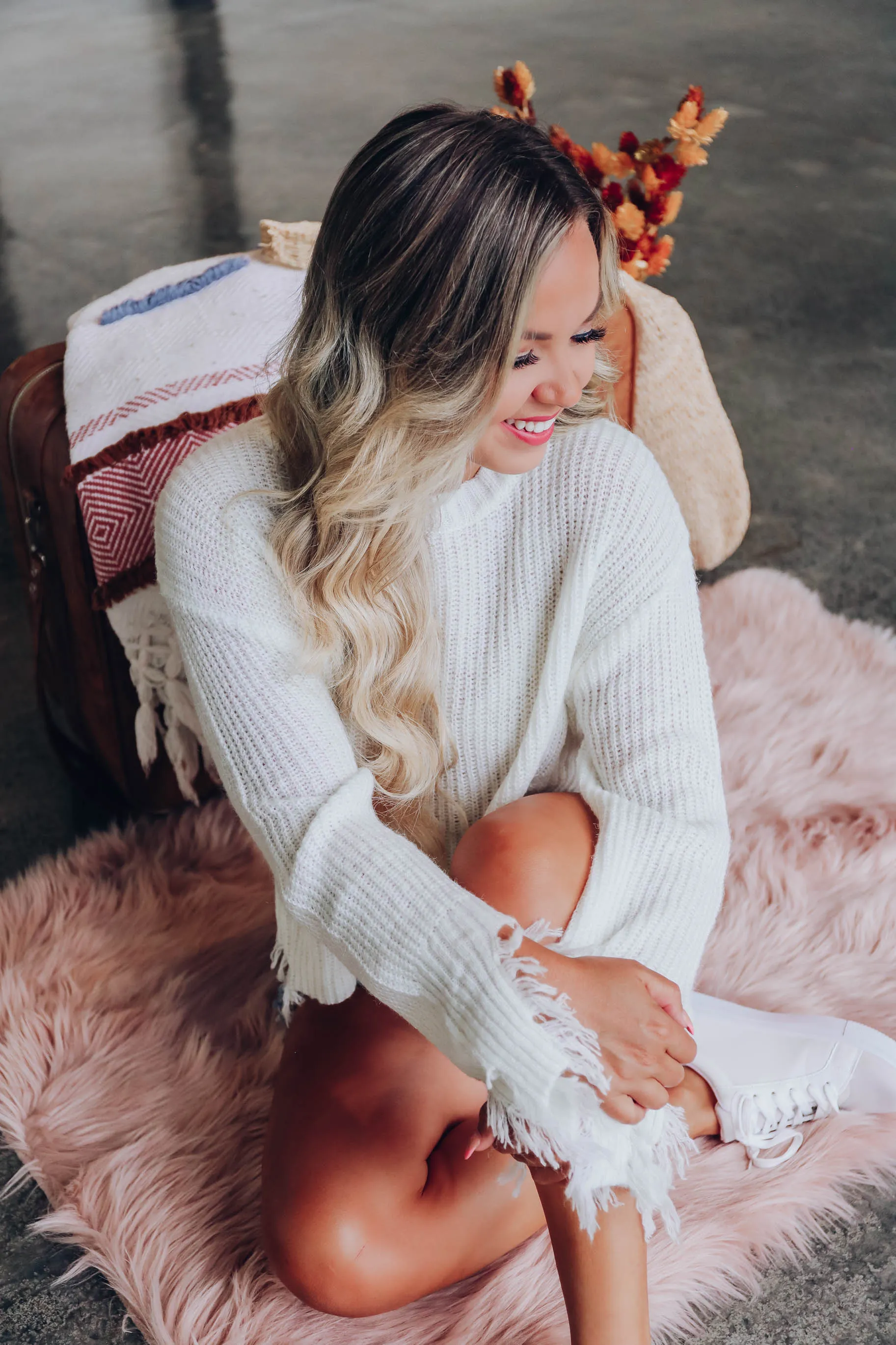 Evie Distressed Sweater - Ivory