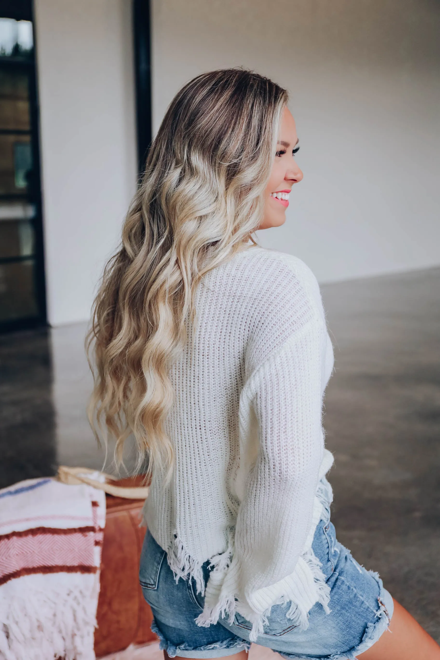 Evie Distressed Sweater - Ivory