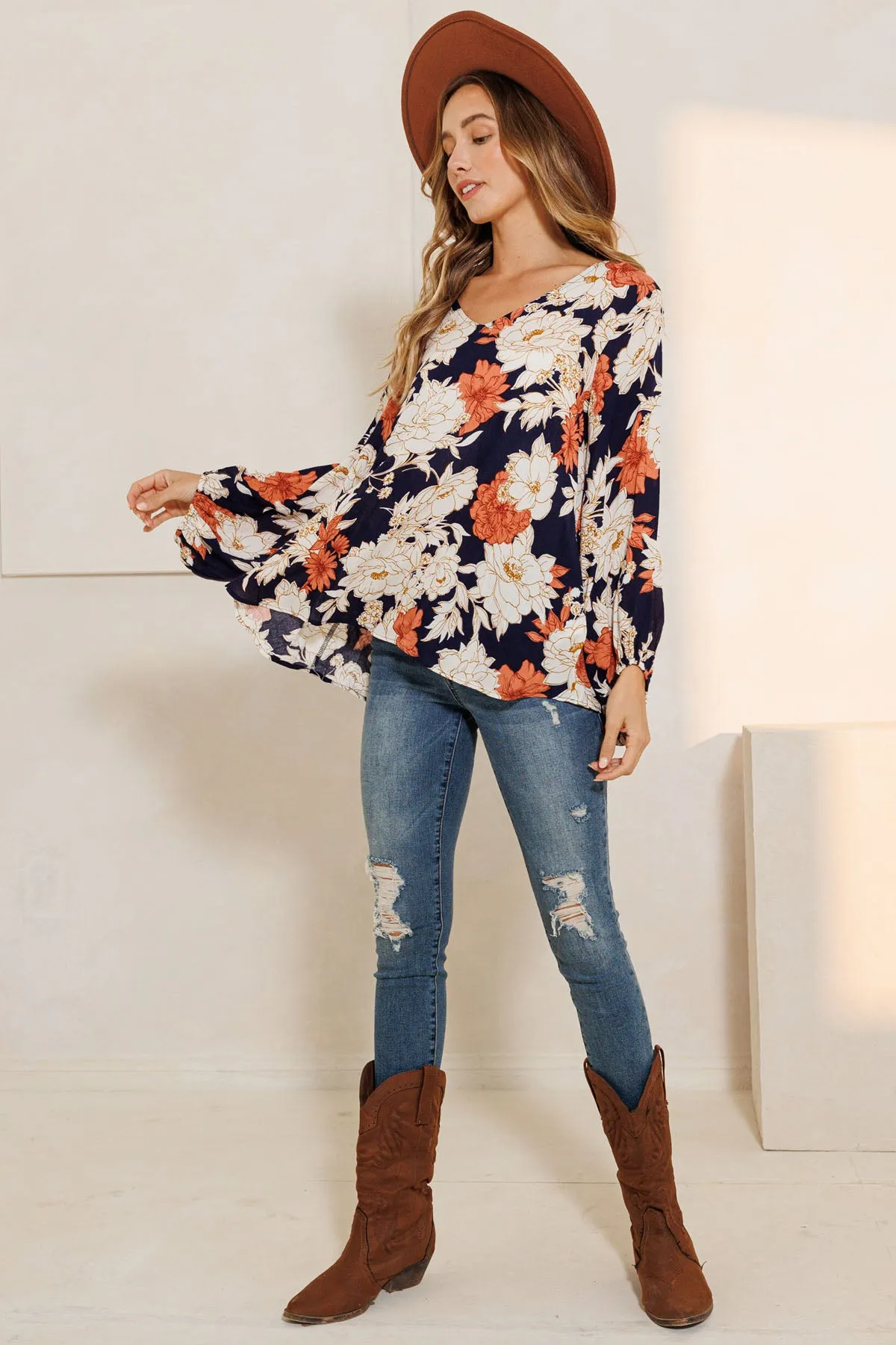 Floral Print V-Neck Long Sleeve Blouse