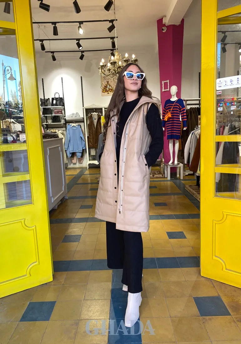 Gilet matelassé à capuche en beige