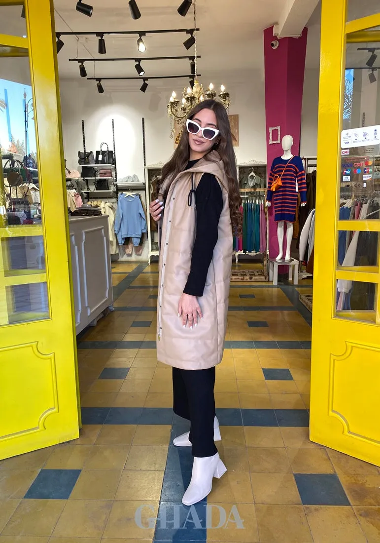 Gilet matelassé à capuche en beige
