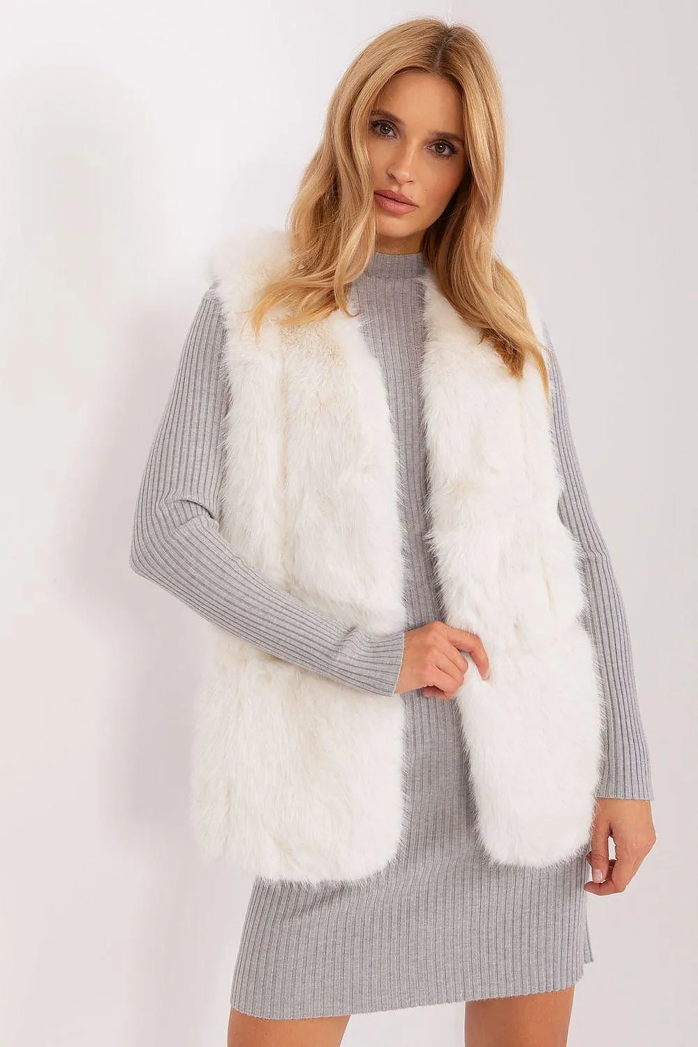 Gilet model AT fur vest