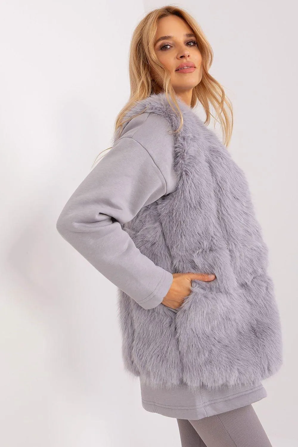 Gilet model AT fur vest