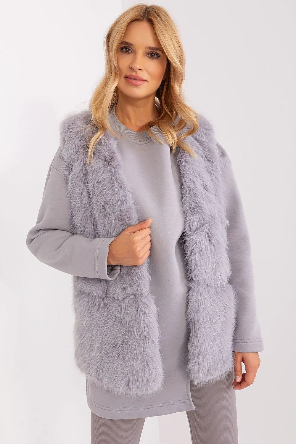 Gilet model AT fur vest
