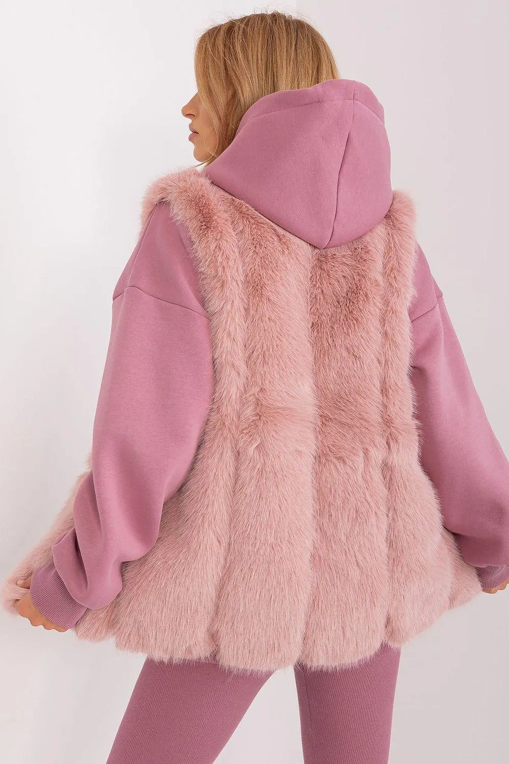 Gilet model AT fur vest