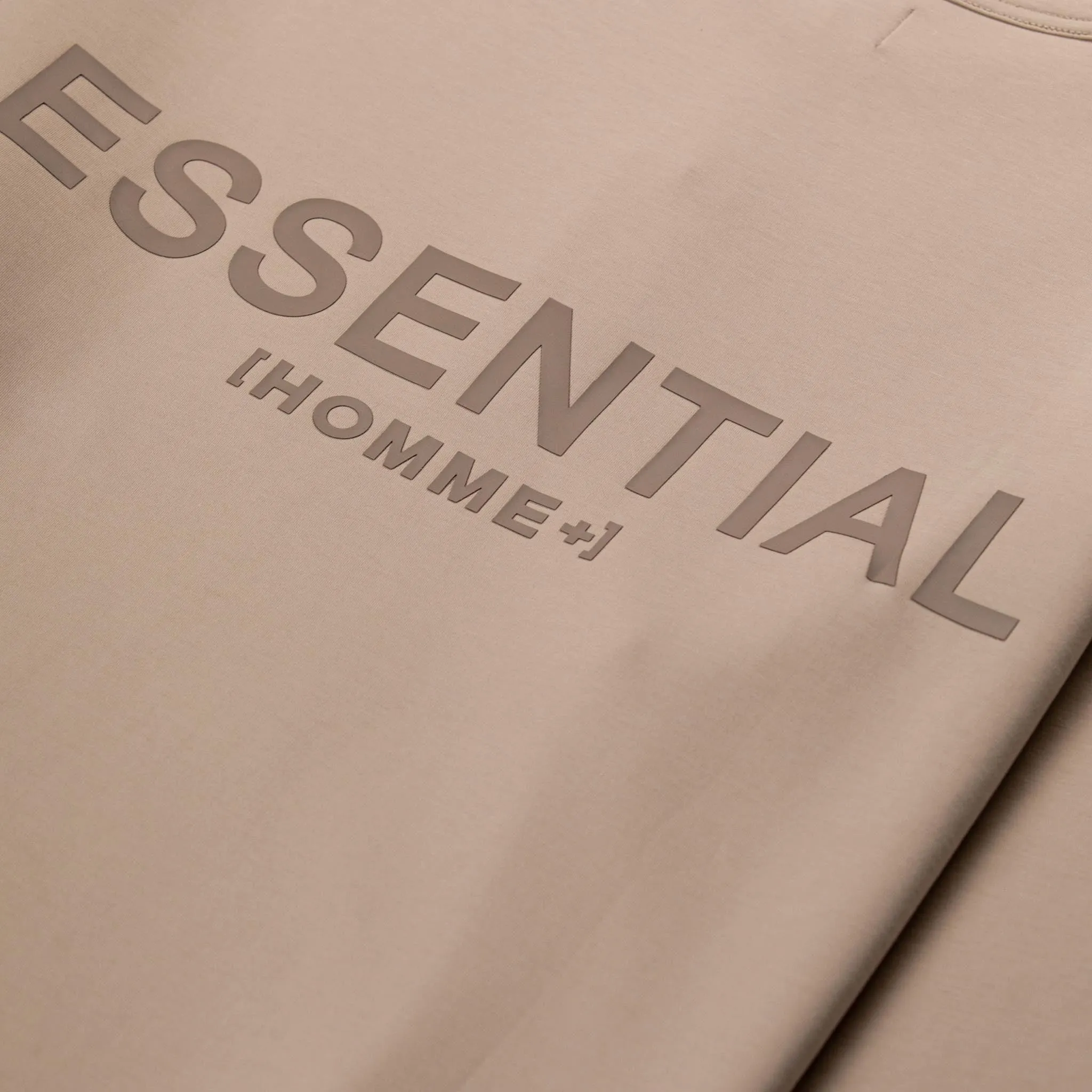 HOMME  'ESSENTIAL' Rubber Logo L/S Big Tee Cashmere