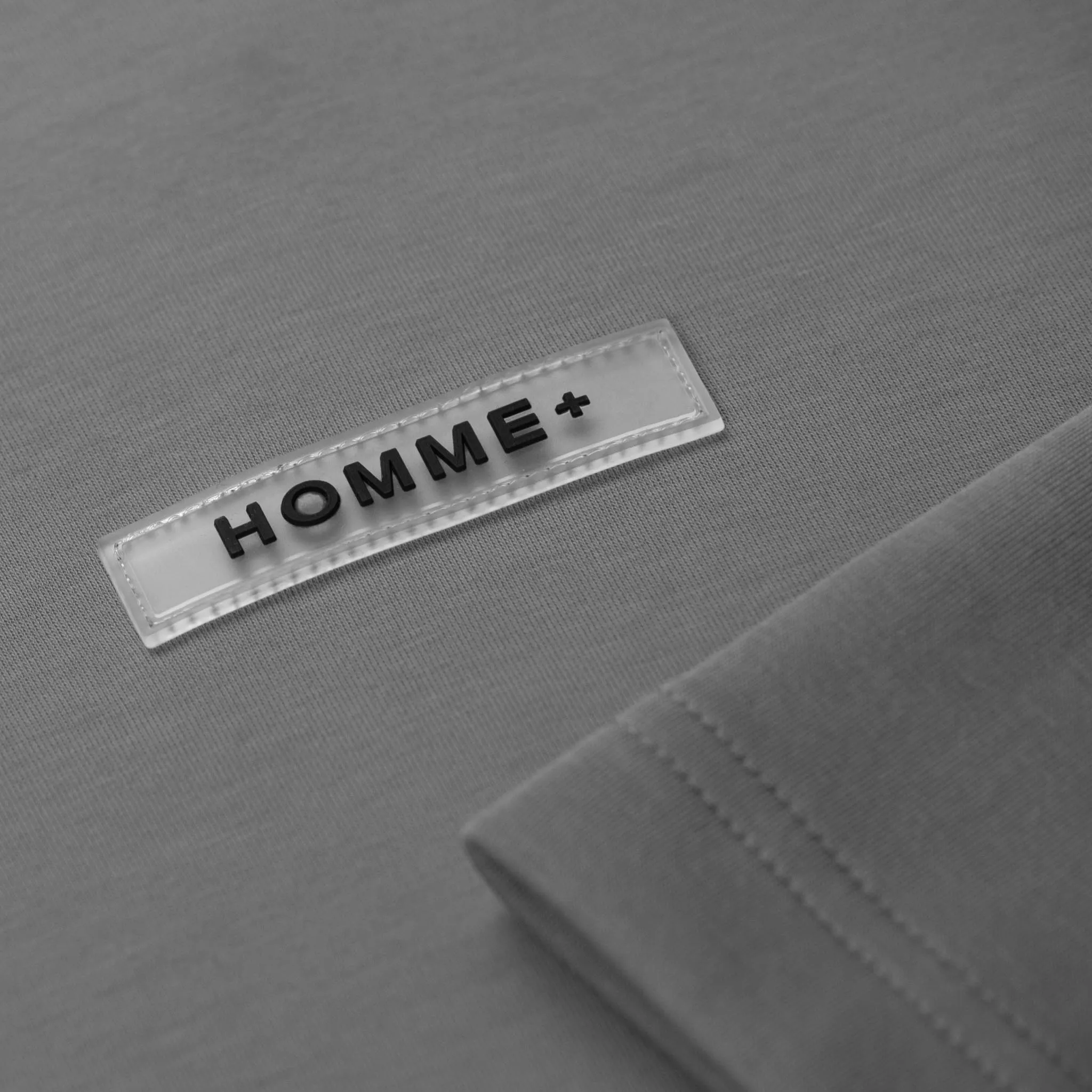 HOMME  'ESSENTIAL' Rubber Logo L/S Big Tee Shark