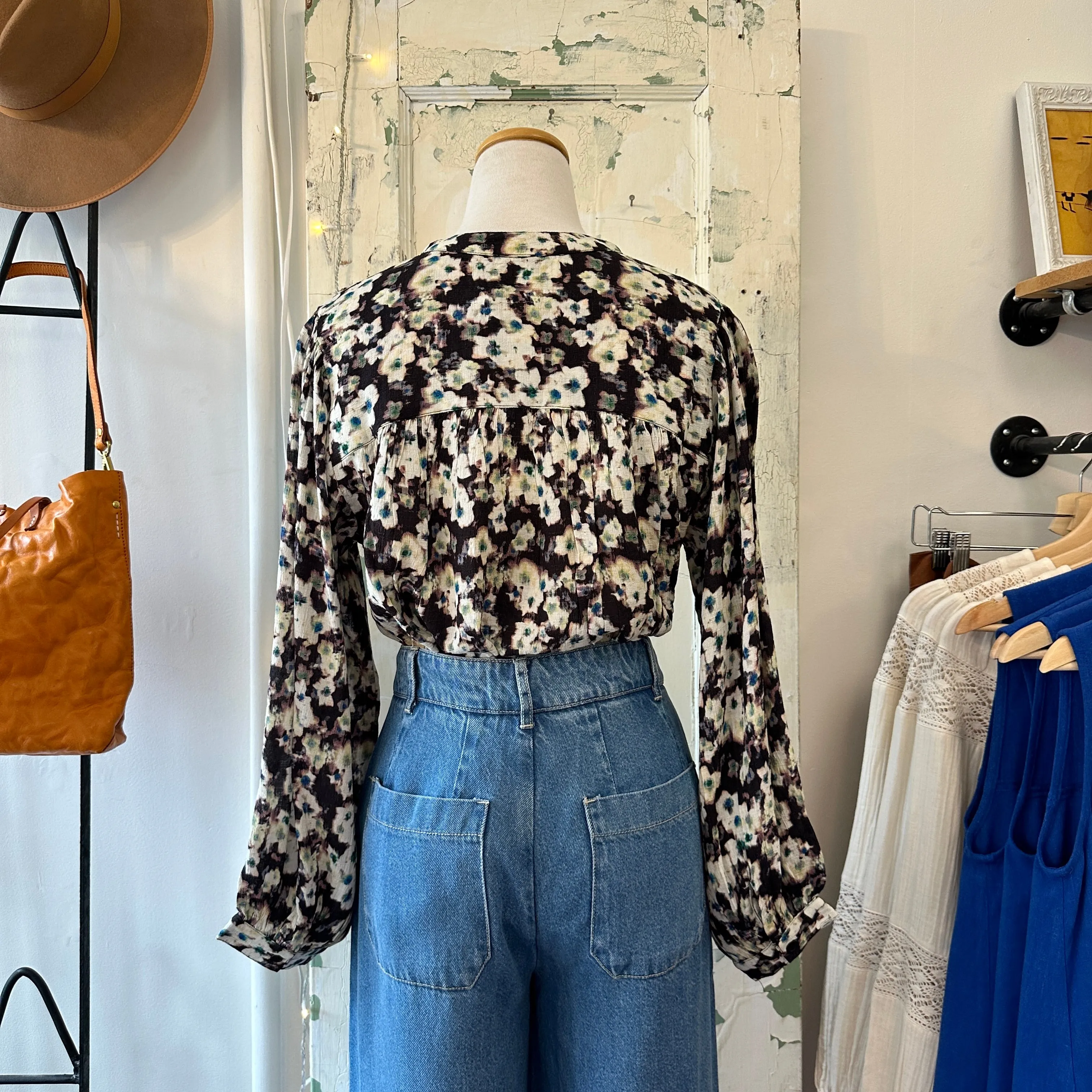 Indi & Cold // Black Floral Print Blouse