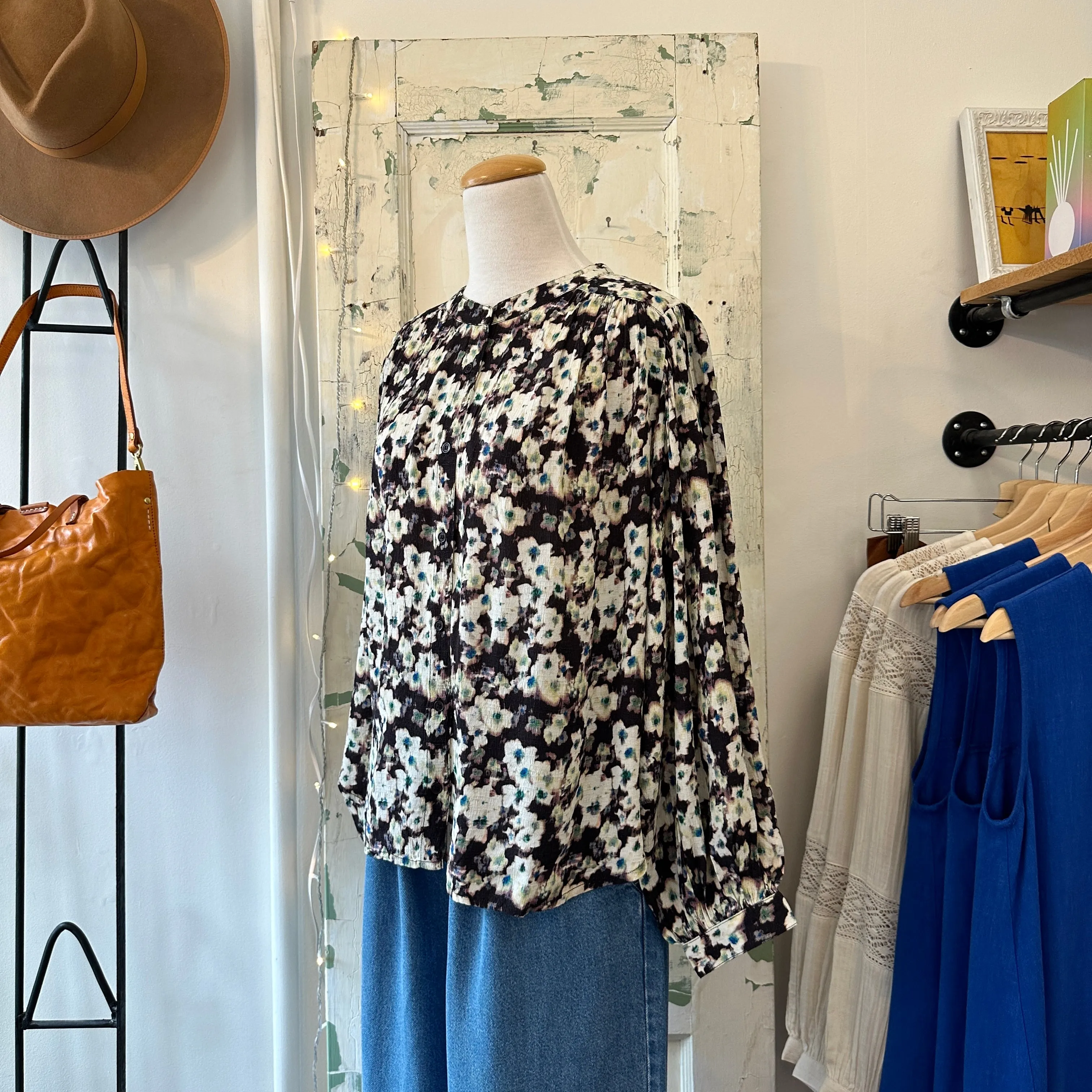 Indi & Cold // Black Floral Print Blouse