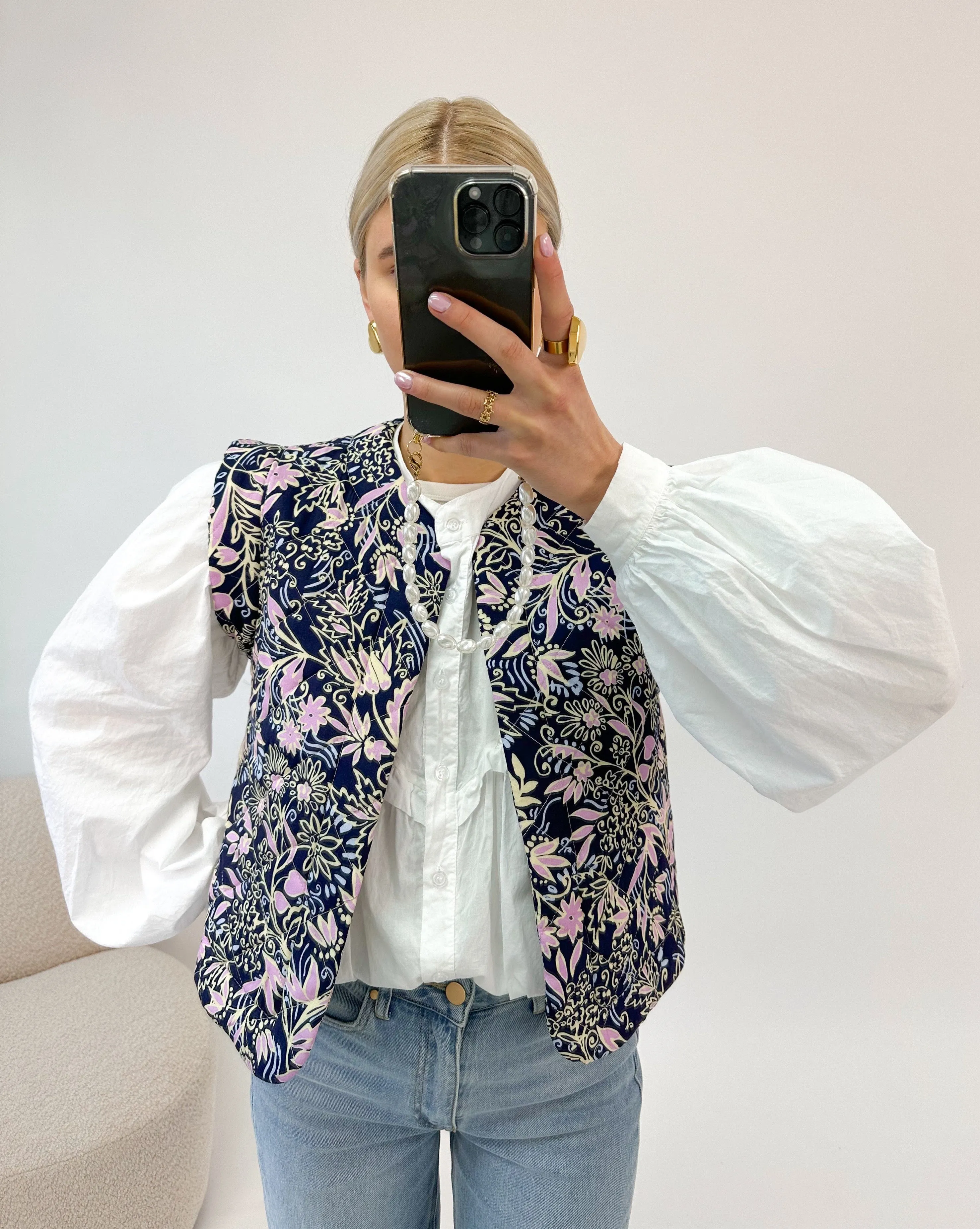 Indi Gilet Flower