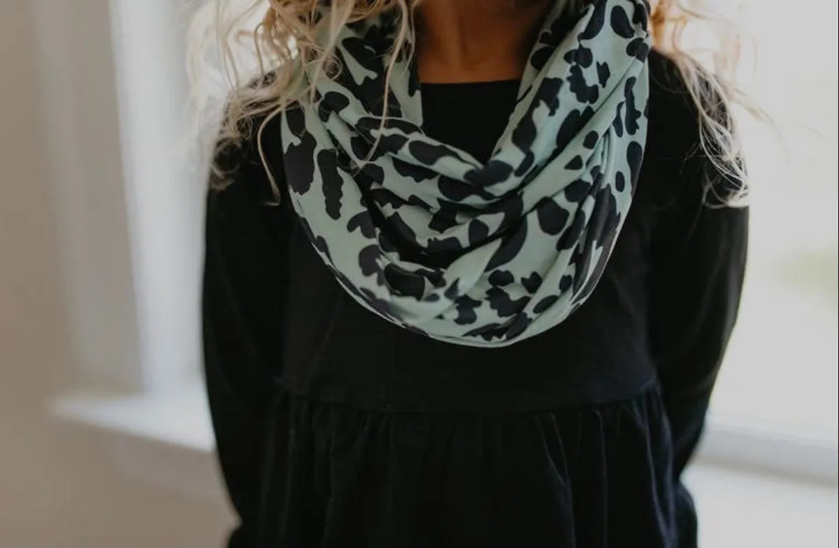 Kids Hi-Lo Black and Teal Leopard Print 3 Piece Set