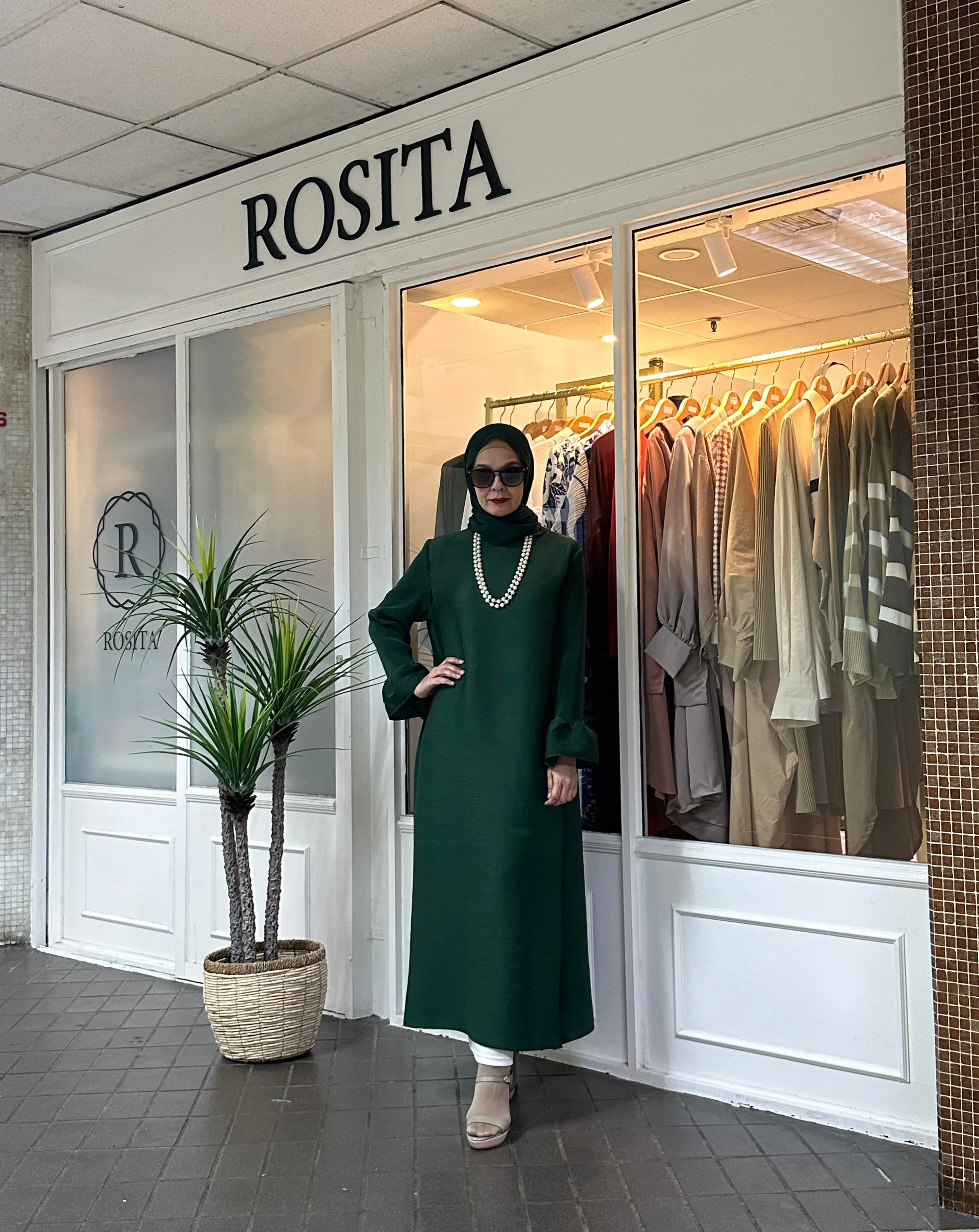 Lady Jasmine in Emerald Green