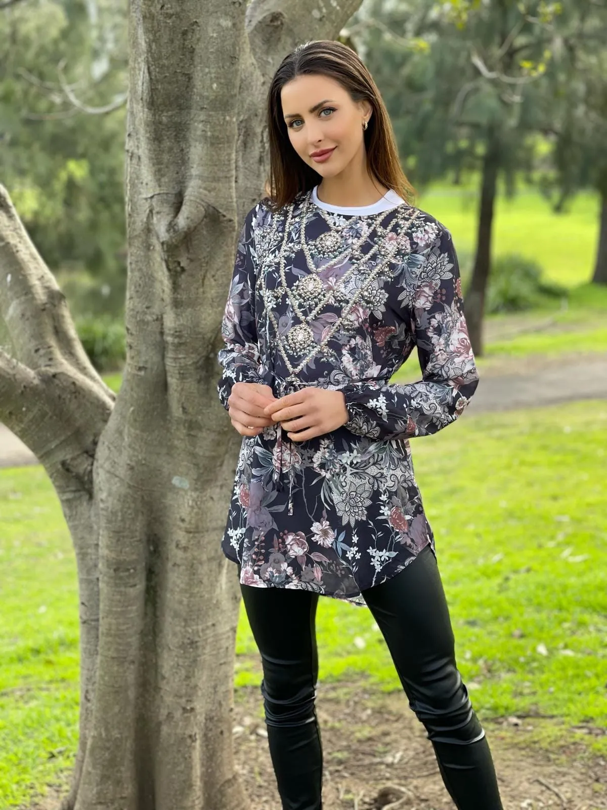 Lara Beaded Tuni