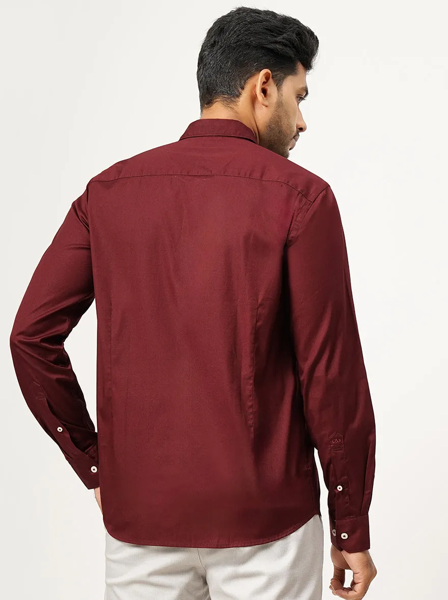 Maroon Solid Tailored Fit Semi Casual Shirt | JadeBlue