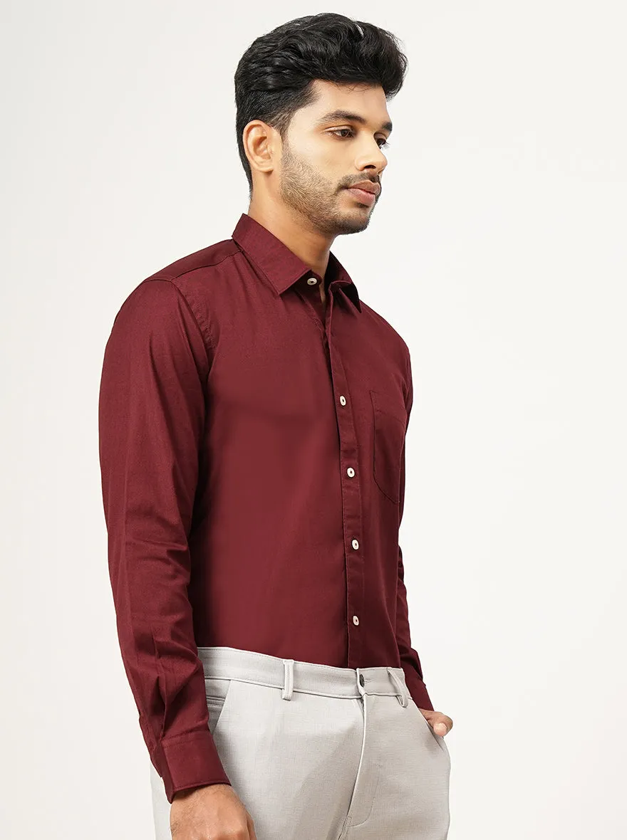 Maroon Solid Tailored Fit Semi Casual Shirt | JadeBlue