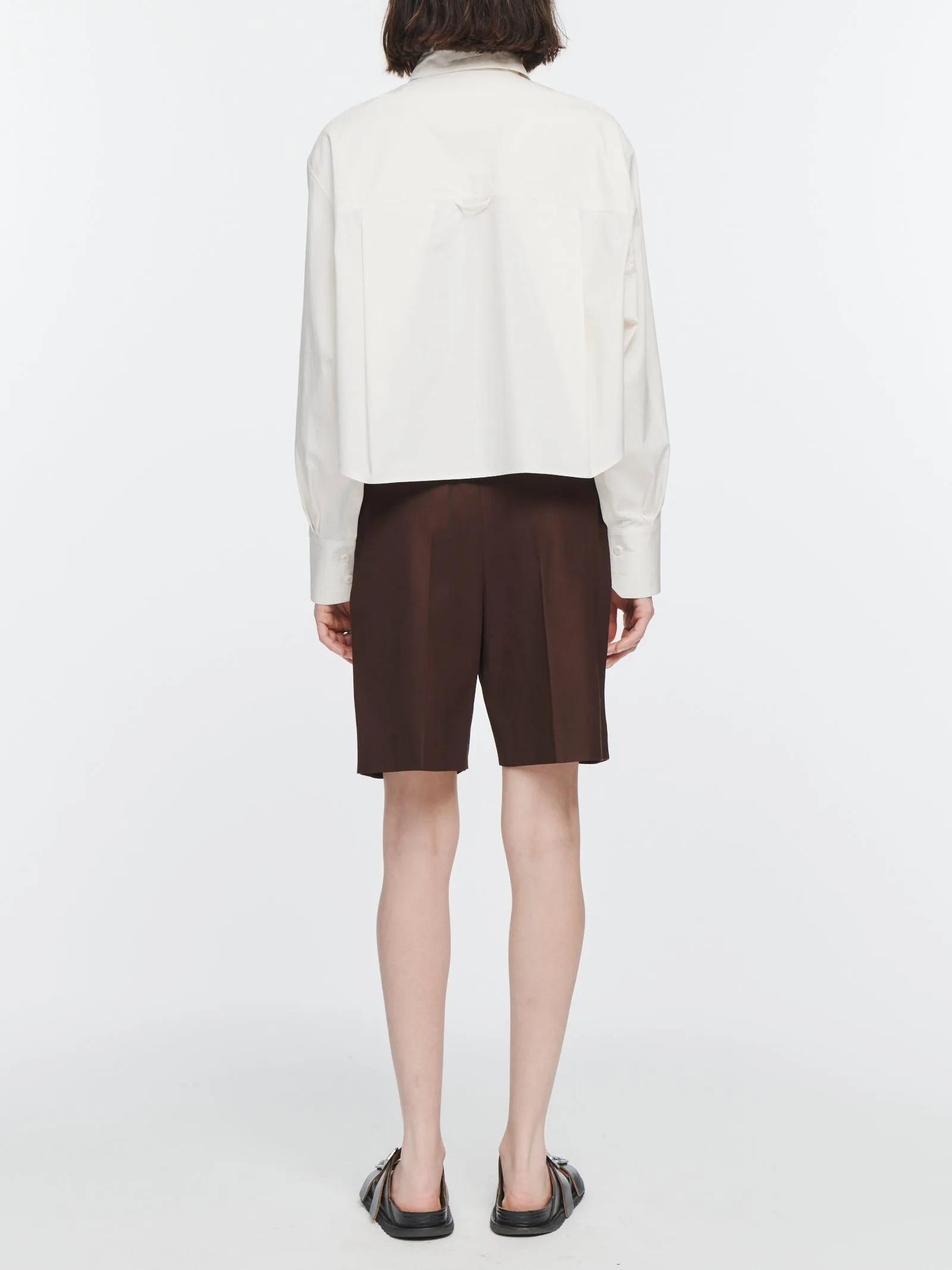 Mid Rise Single Pleat Front Short in Bitter Chocolate