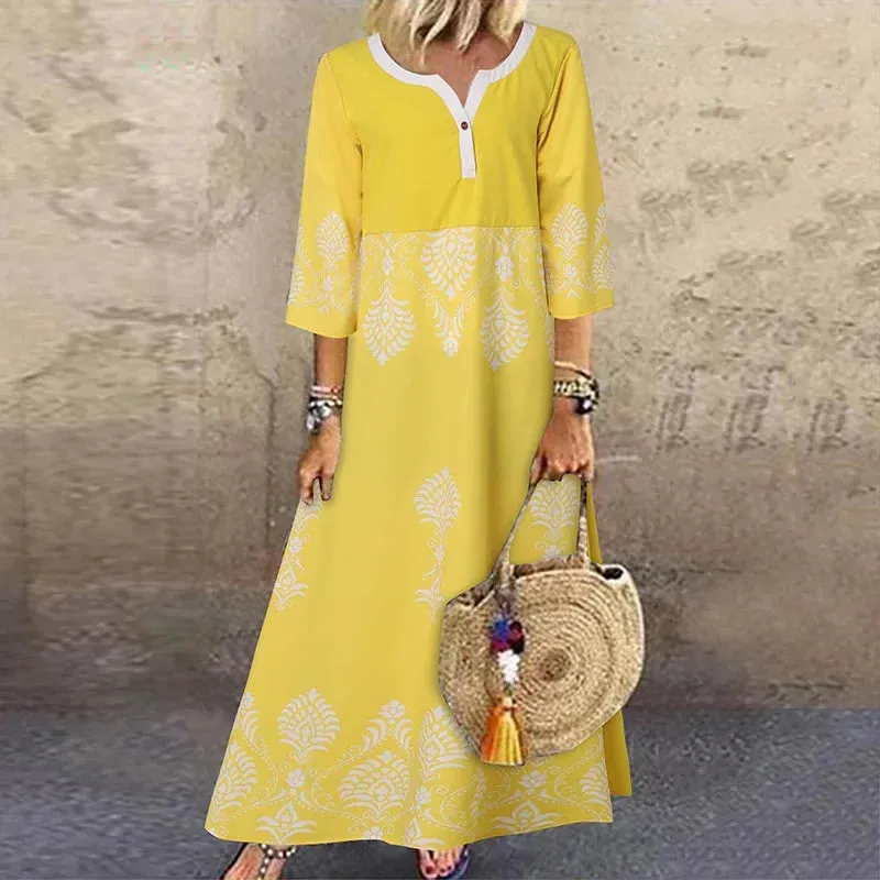 Minimal Monochromatic Maxi Dress for Summer