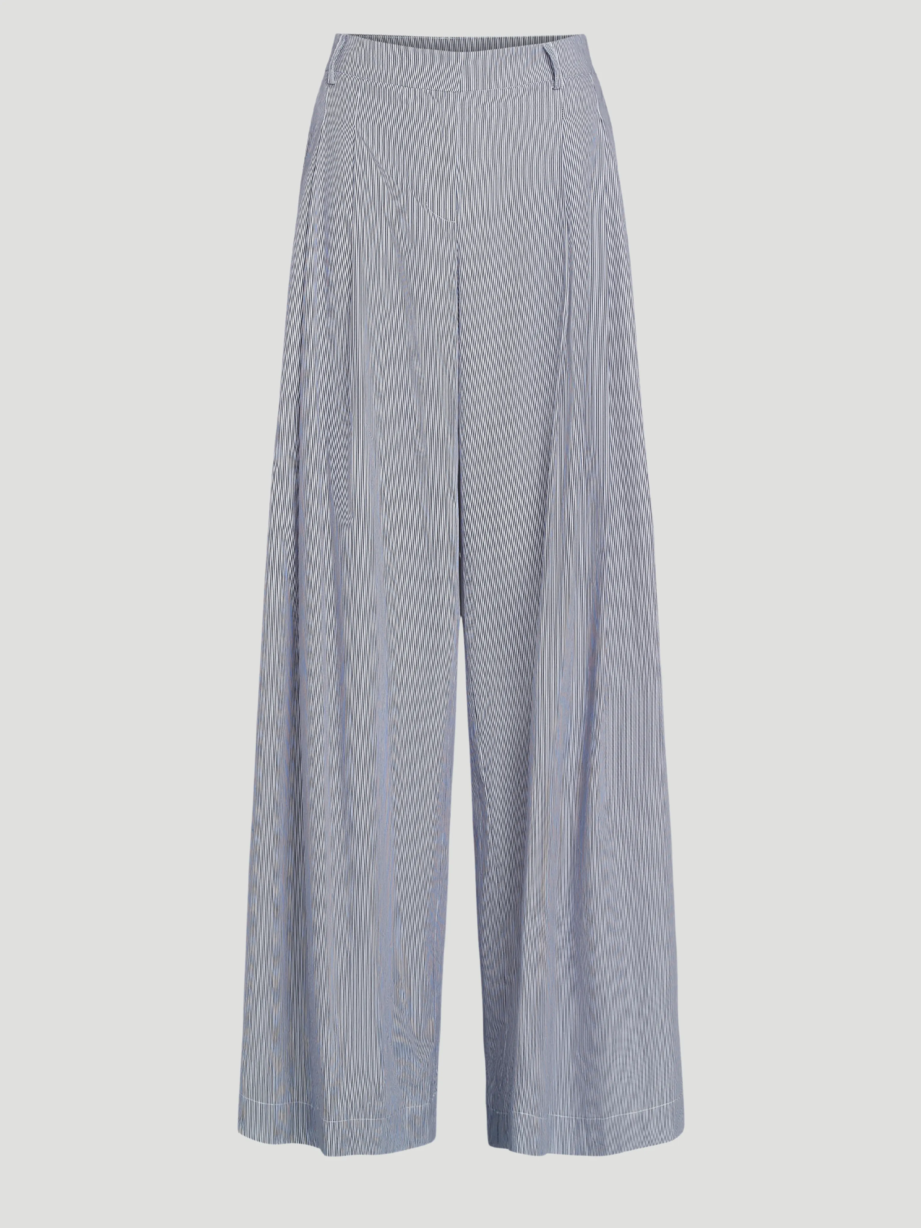 New Didi Wide-Leg Pant in White & Navy