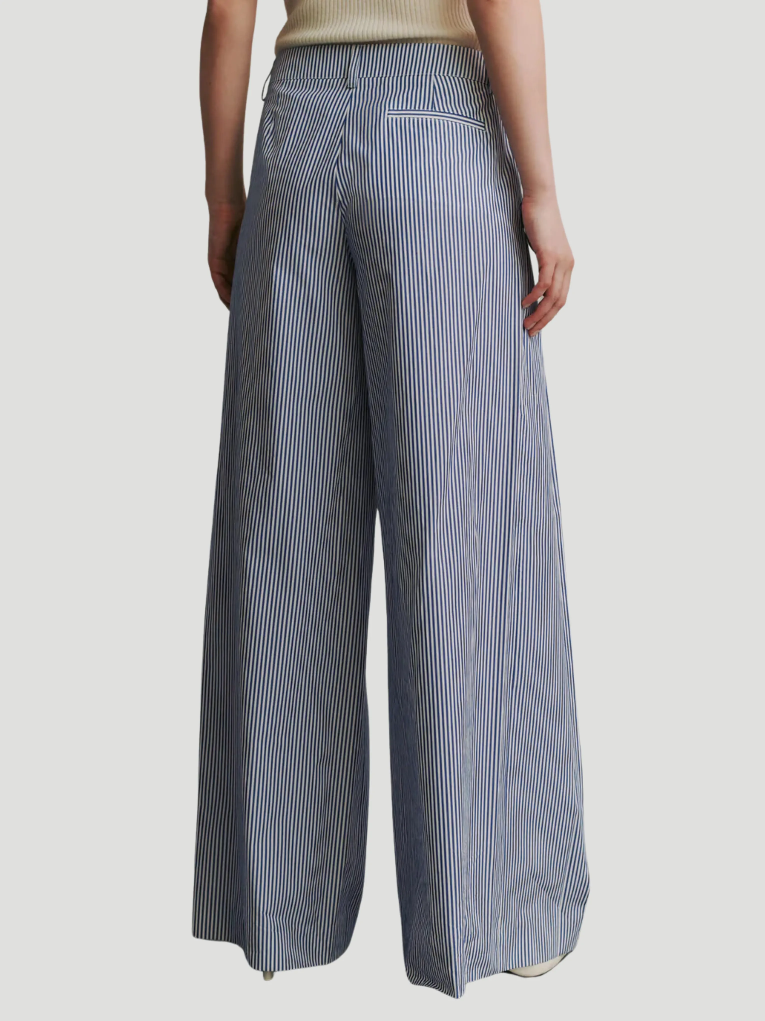 New Didi Wide-Leg Pant in White & Navy