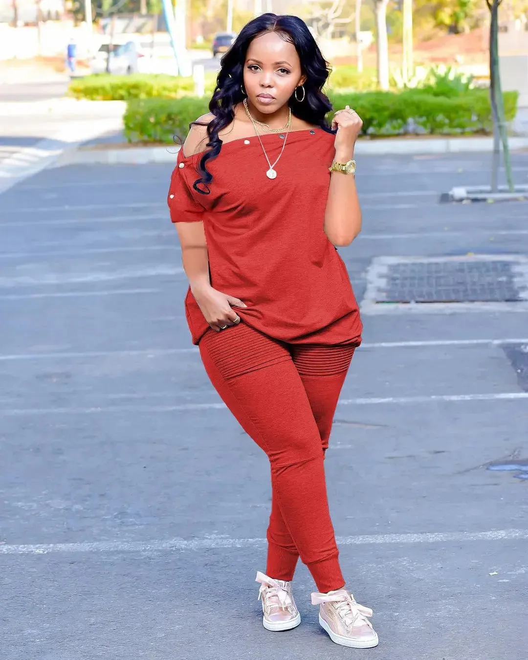 Plus Size Women's Casual Two-Piece Sweatsuit Set | Pleated Joggers & Loose Fit Top | S-4XL Fashion Tracksuit for Spring & Fall