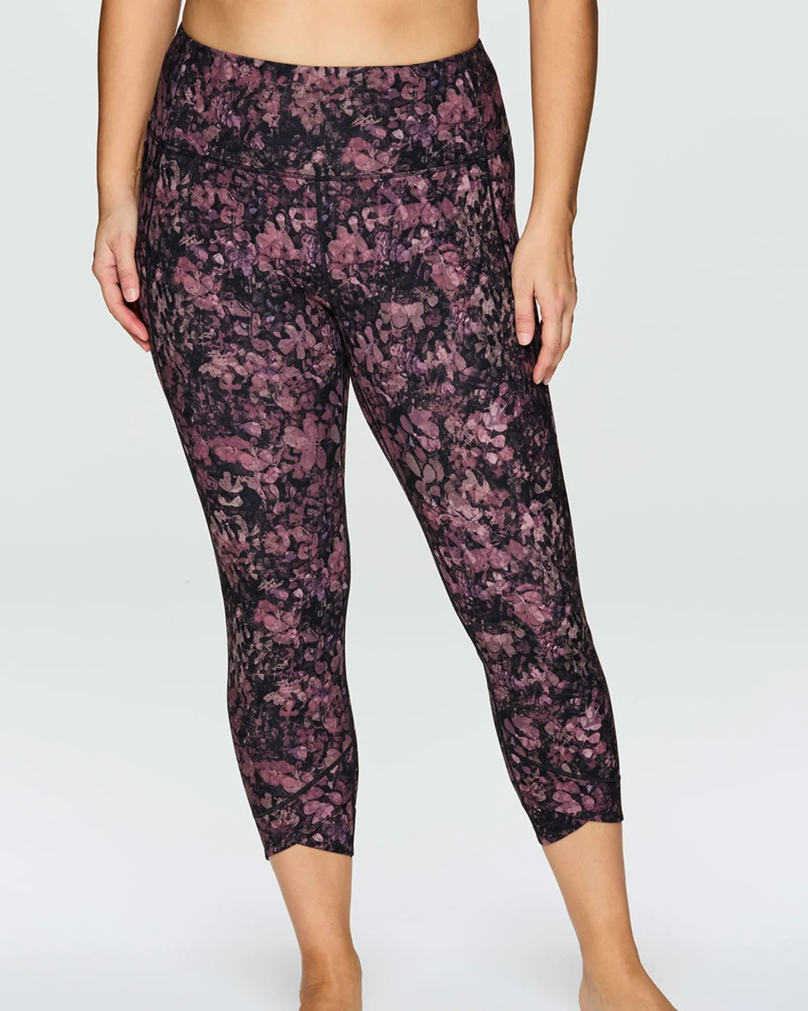Secret Garden Super Soft Tulip 7/8 Legging | Dark Pink
