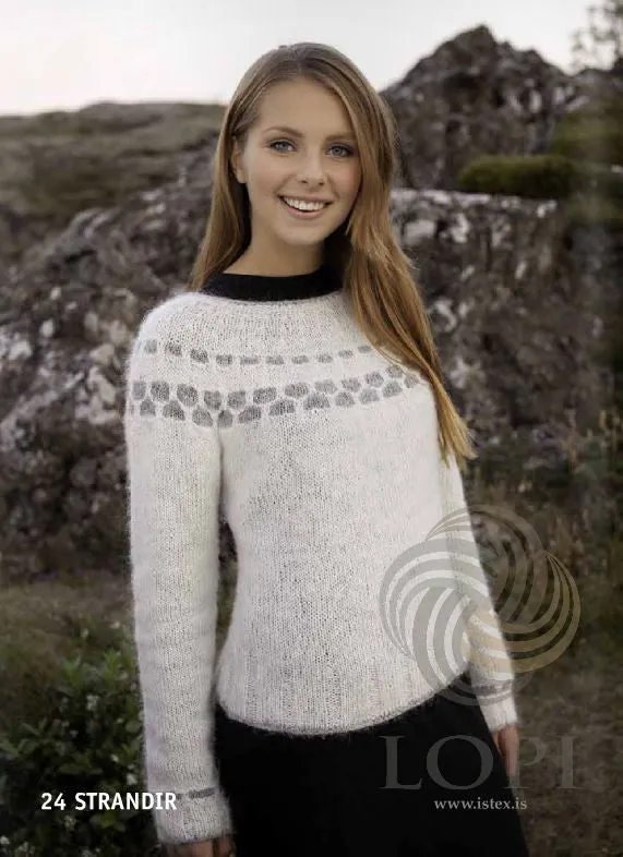 Strandir (Beaches) Women Wool Sweater