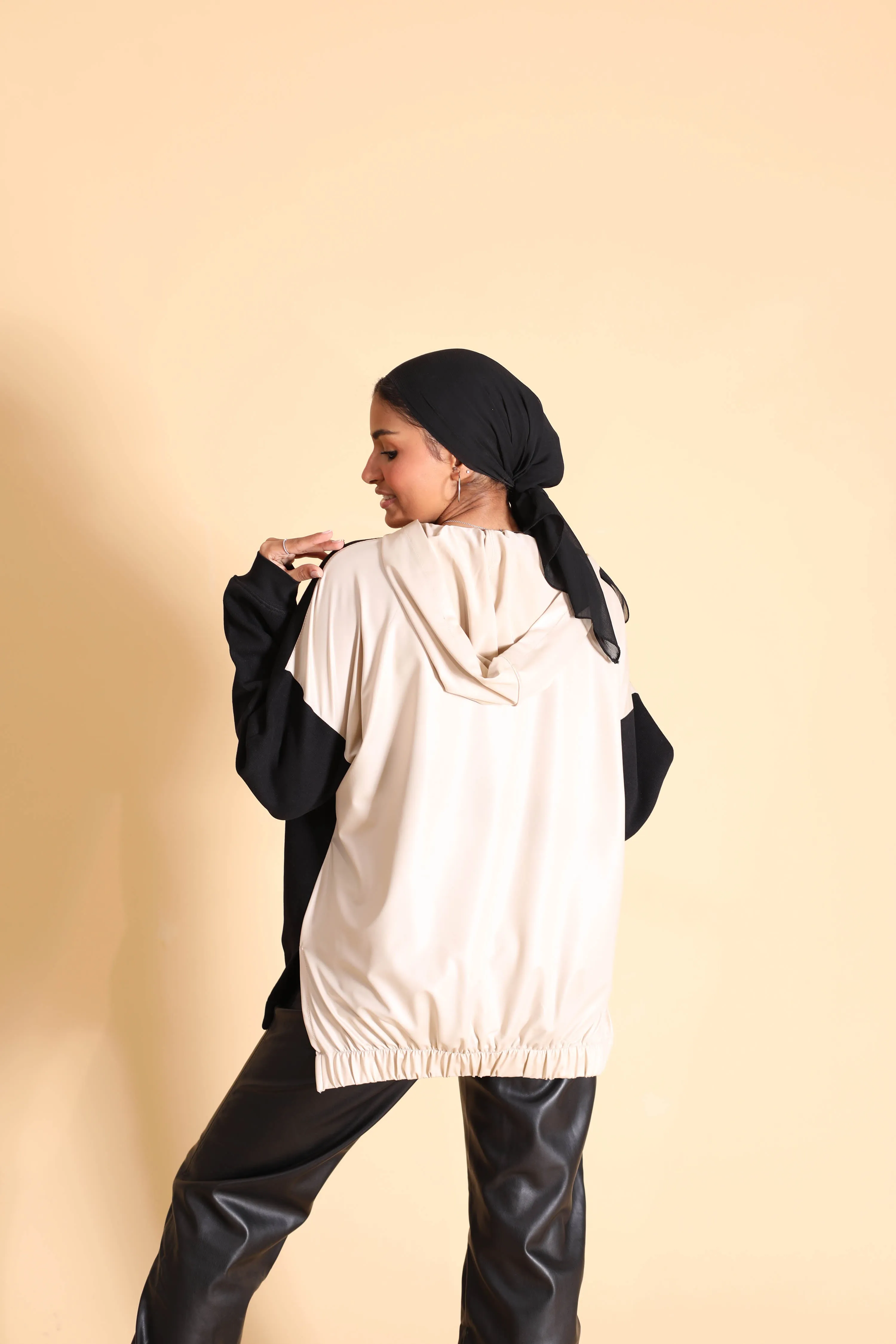 SweatShirt W556