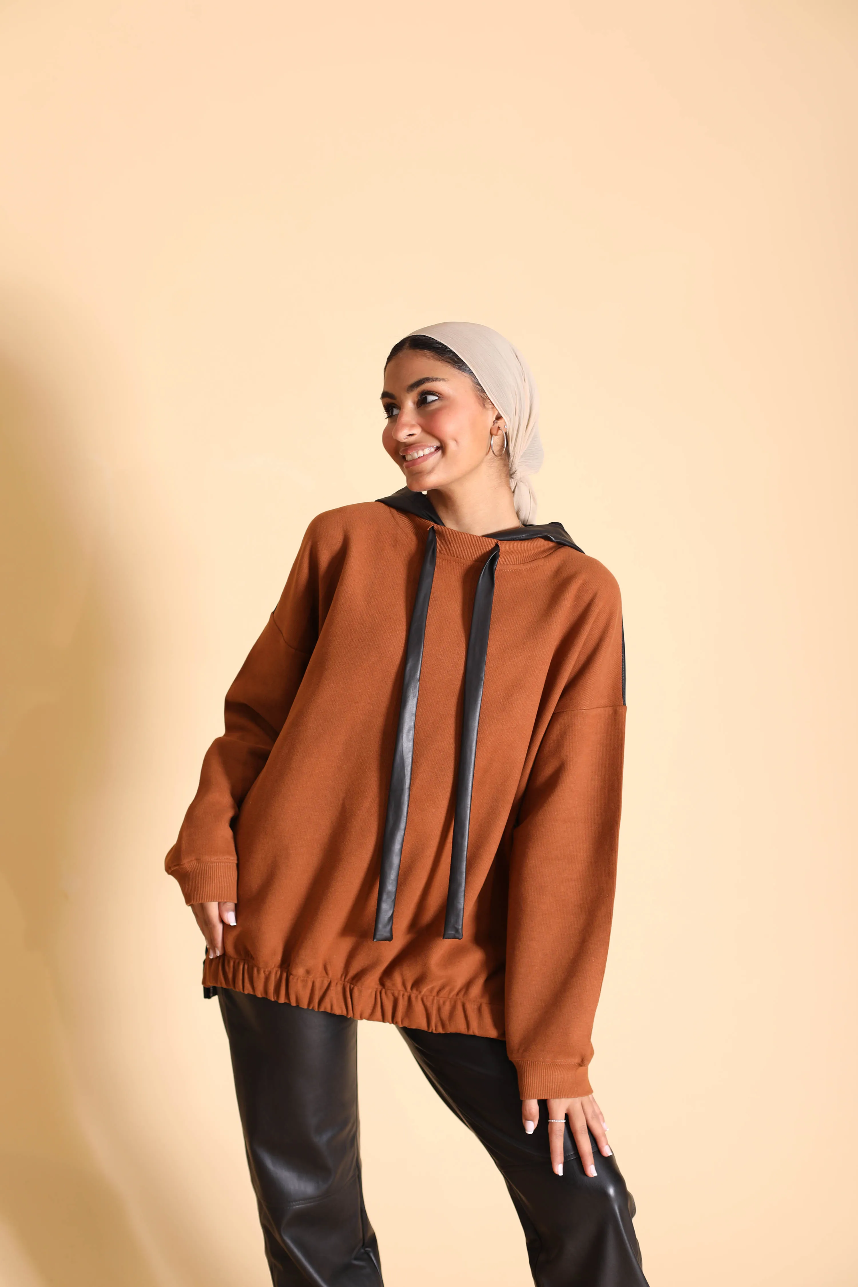 SweatShirt W556