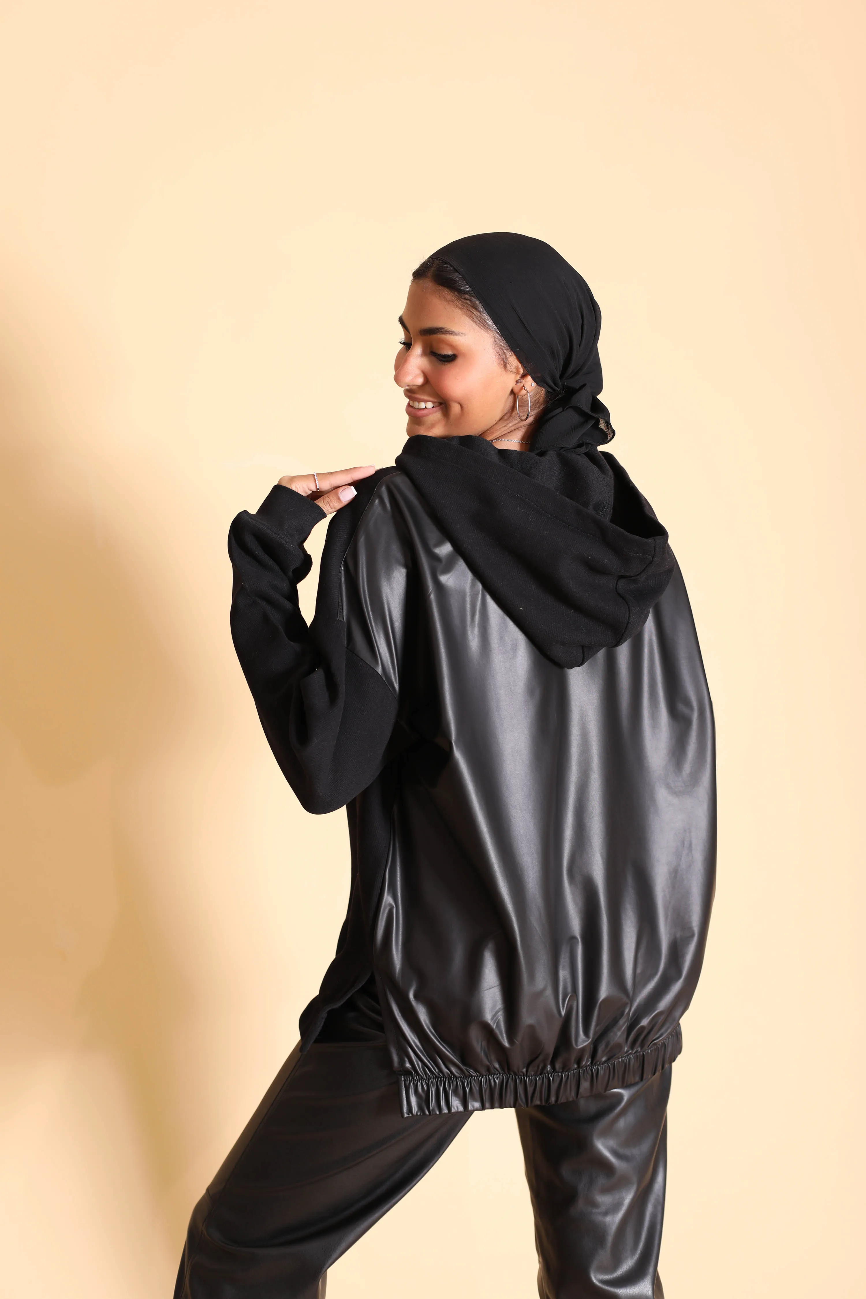 SweatShirt W556