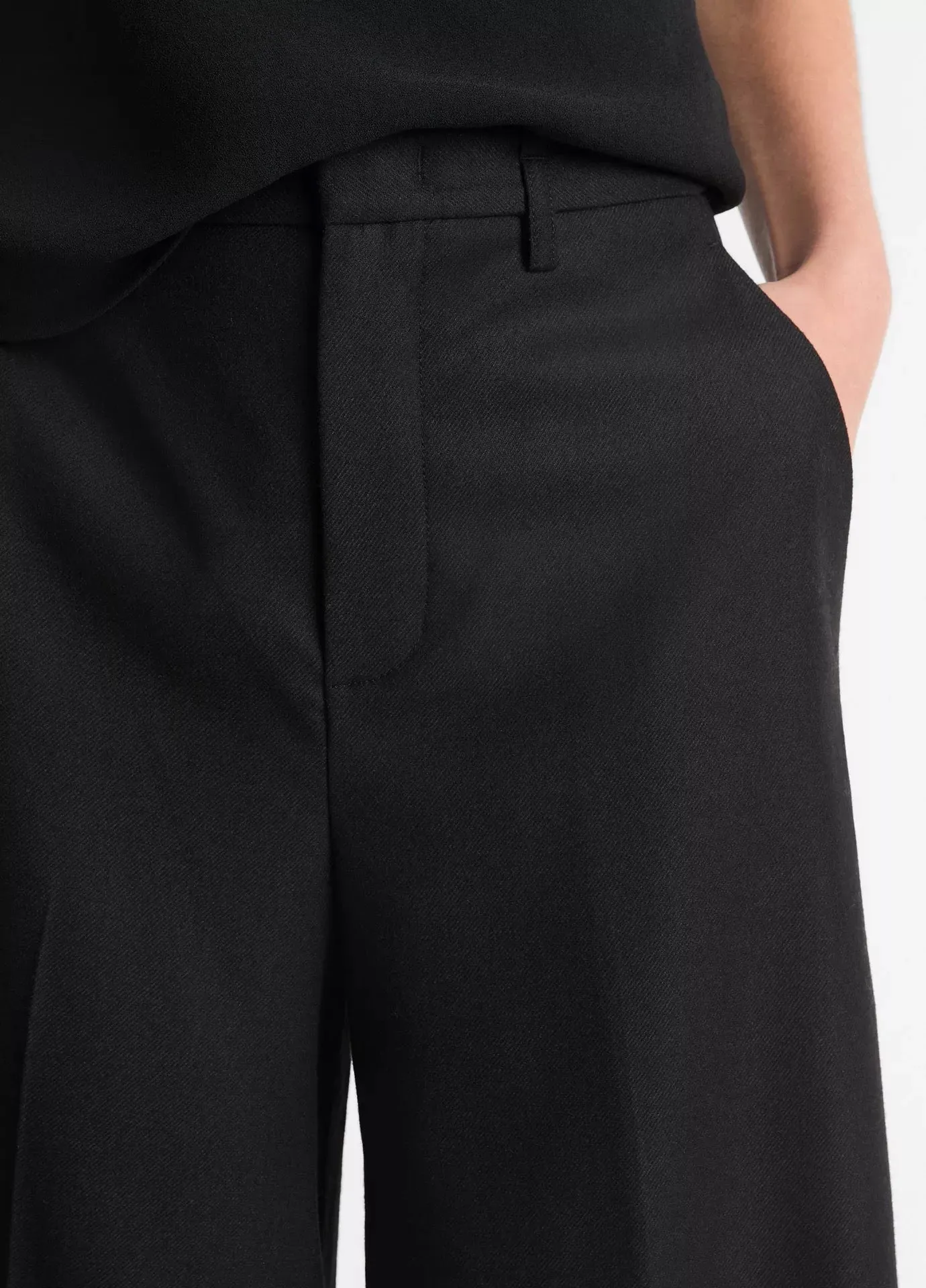 Vince Mid Rise Brushed Flannel Culotte Black